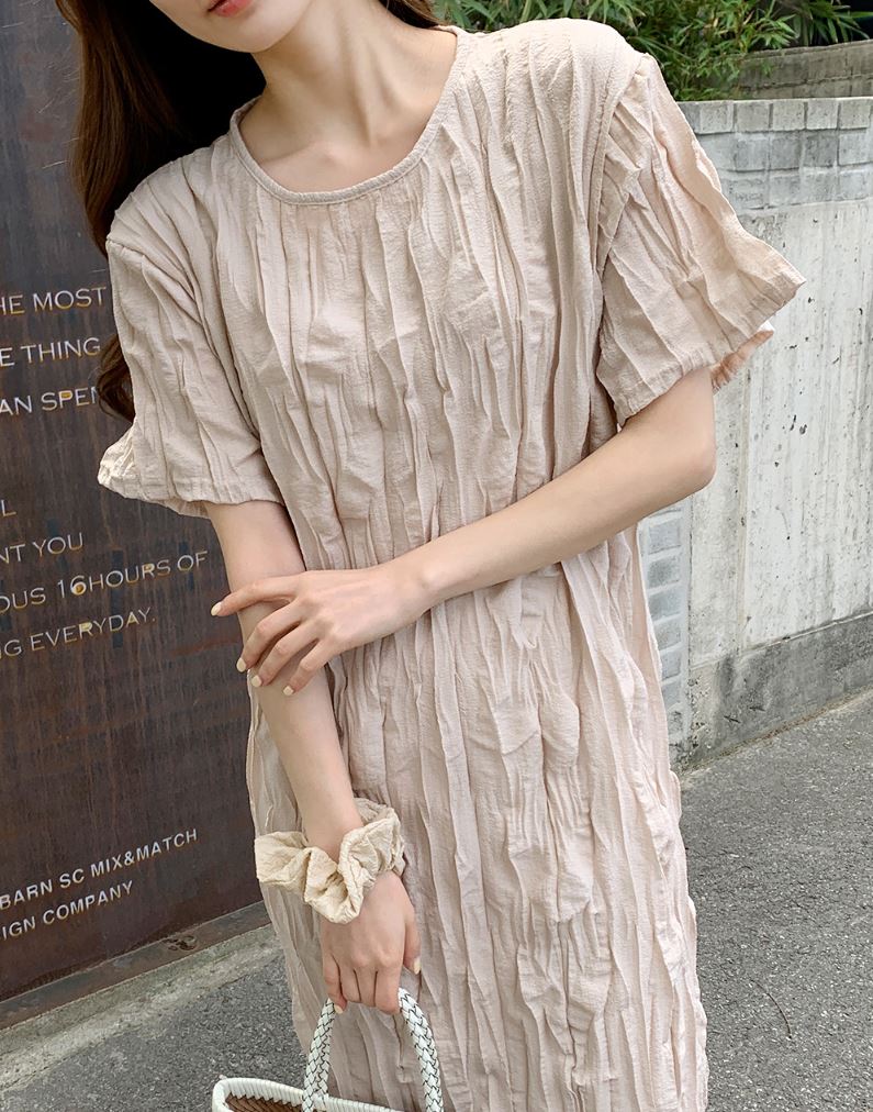 66girls Mood Wrinkle long dress [Beige]