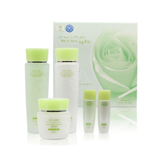 3W Clinic Snail Moist Control Skin Care 3 Set