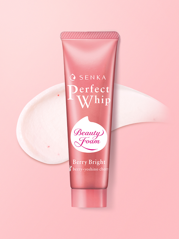 DAISO Senka Perfect Whip Berry Bright Cleansing Foam 50g