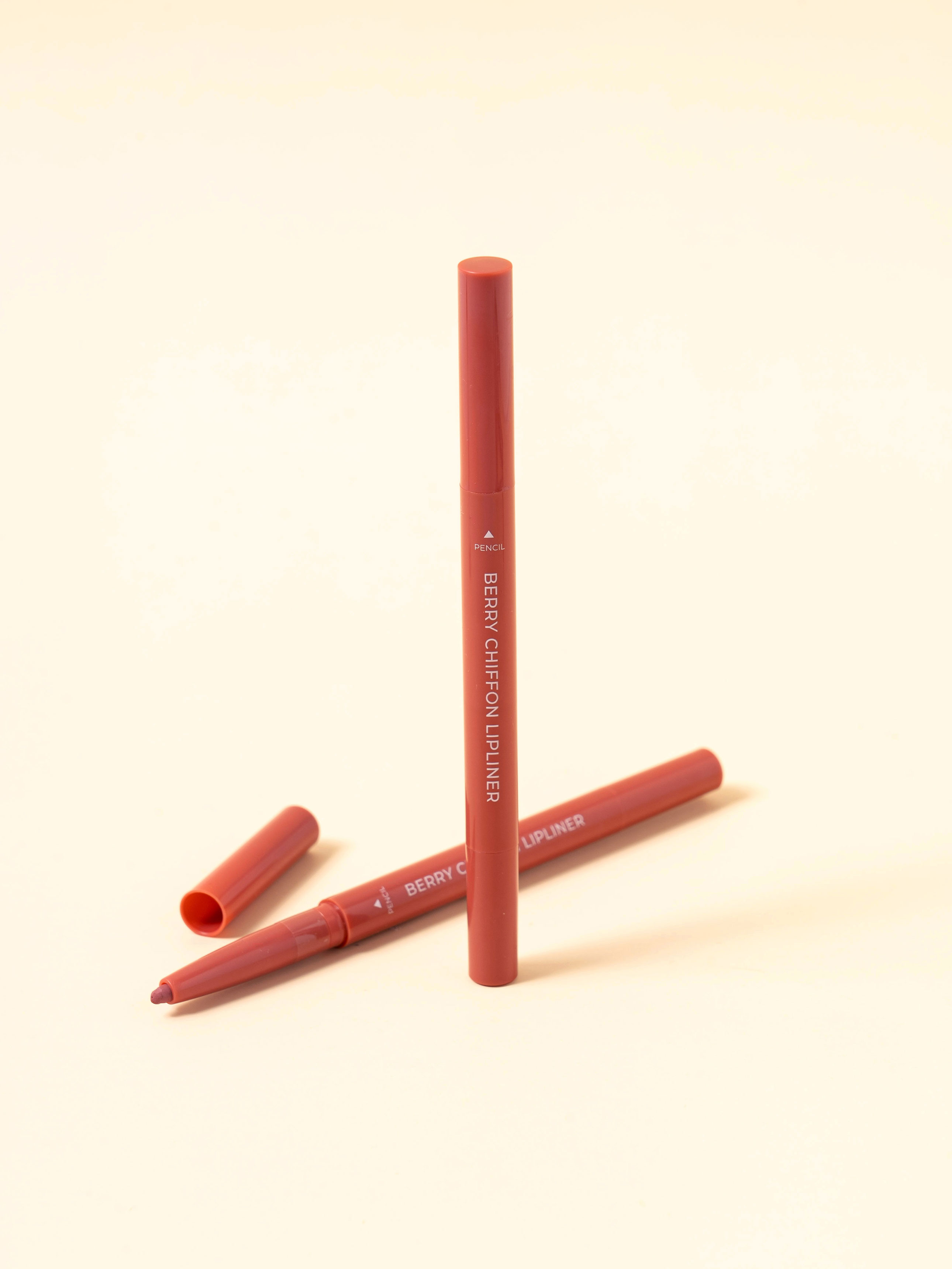 DAISO NEWstylish Auto Eyeliner Pencil (Berry Chiffon)