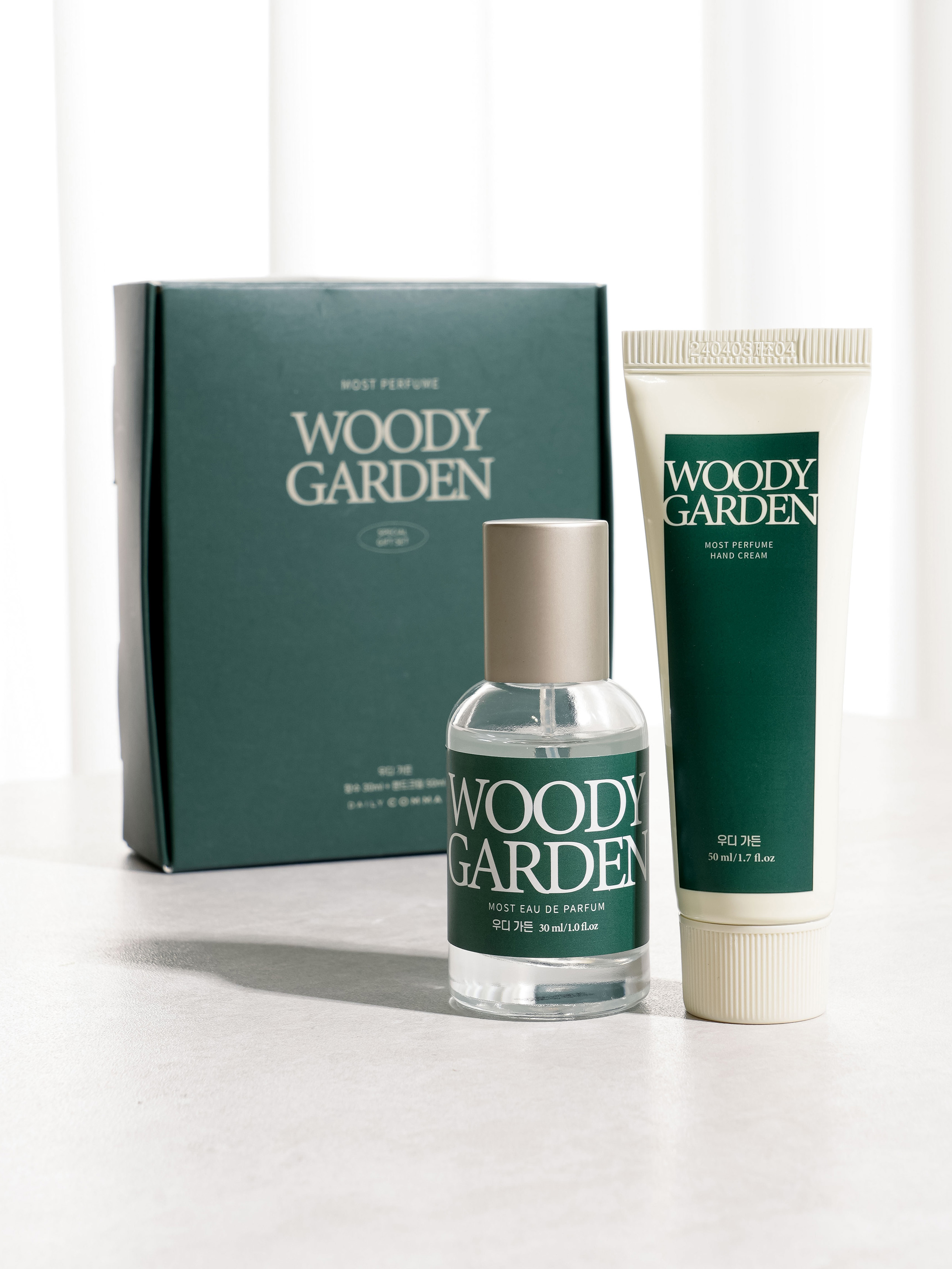 DAISO Daily Comma Most Perfume Special Gift Set (Woody Garden)