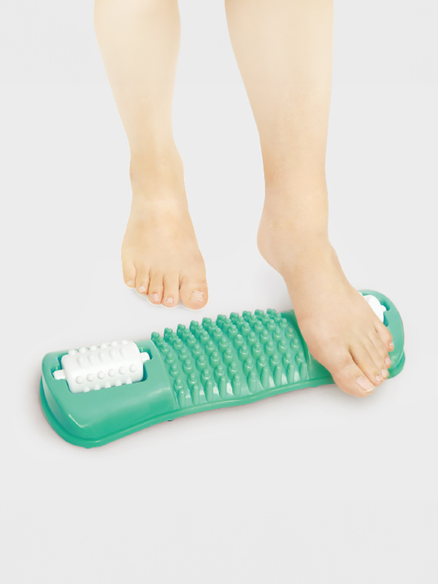 DAISO Foot pressure massager