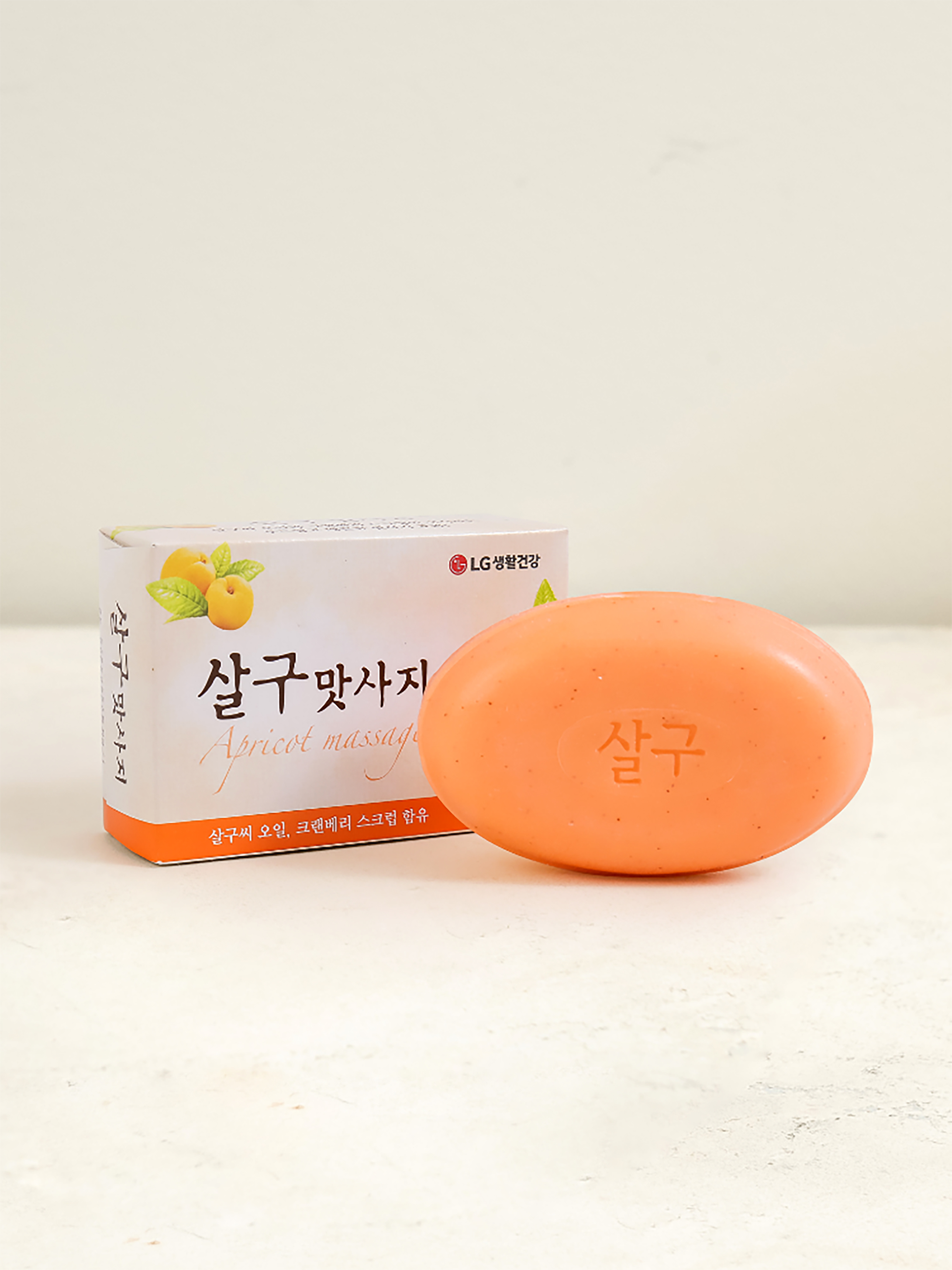 DAISO Debong Apricot Massage Soap (100g)