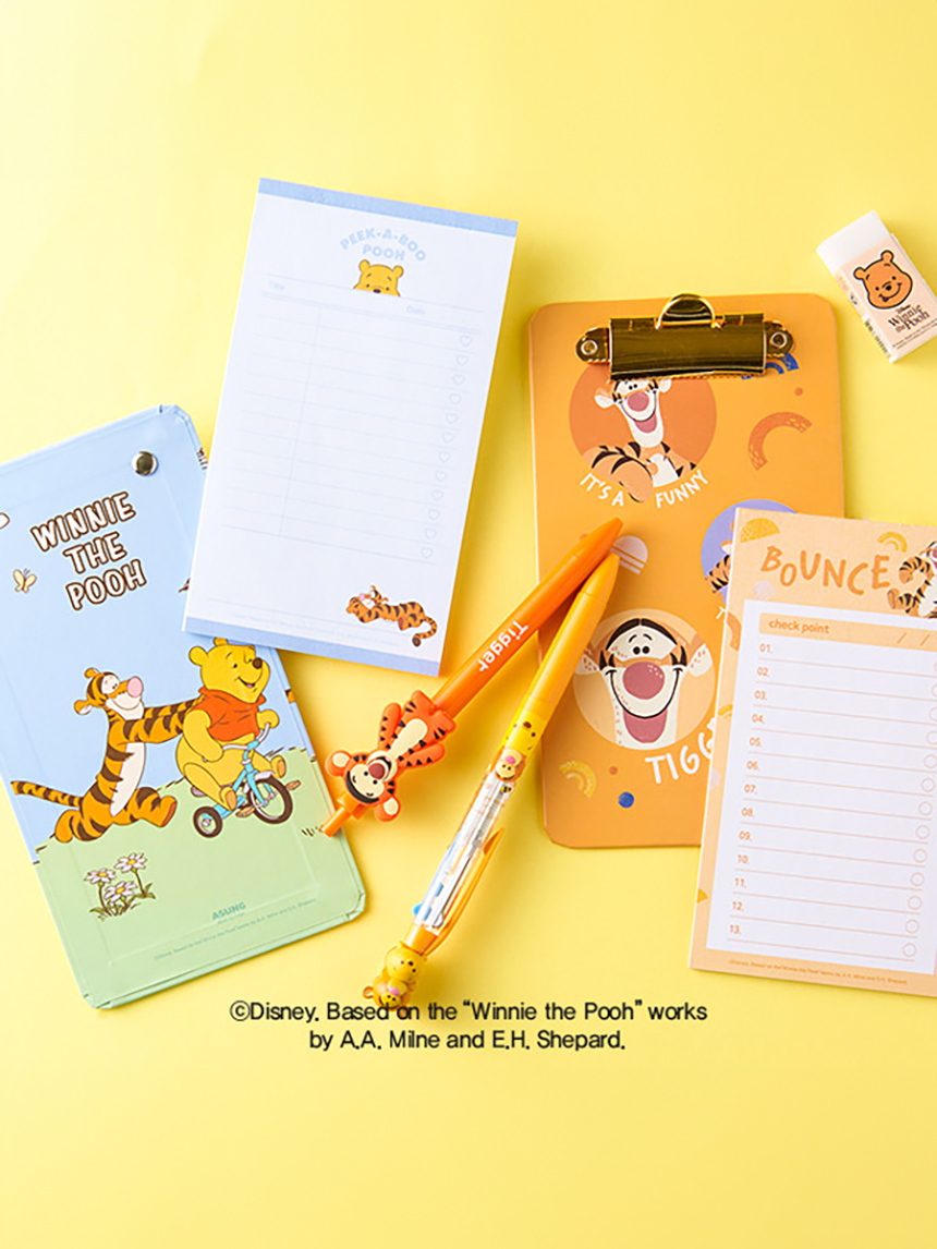 DAISO Disney Tigger Clipboard Memo (30 sheets)