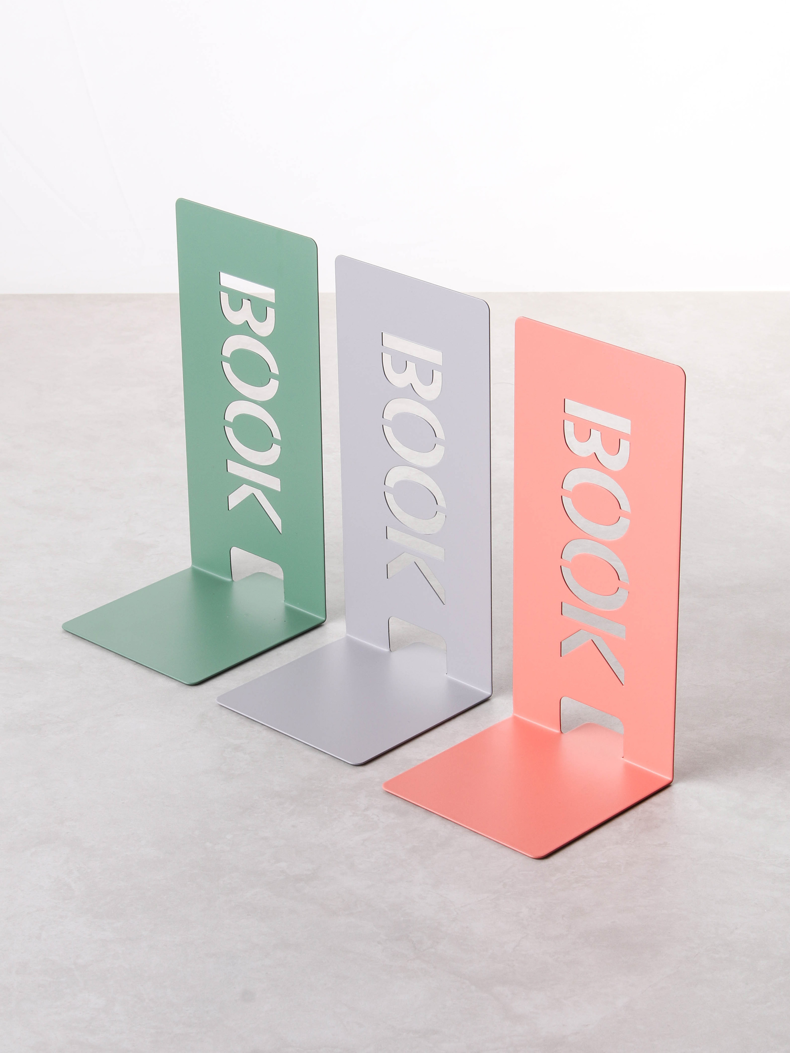 DAISO Letter-shaped book stand