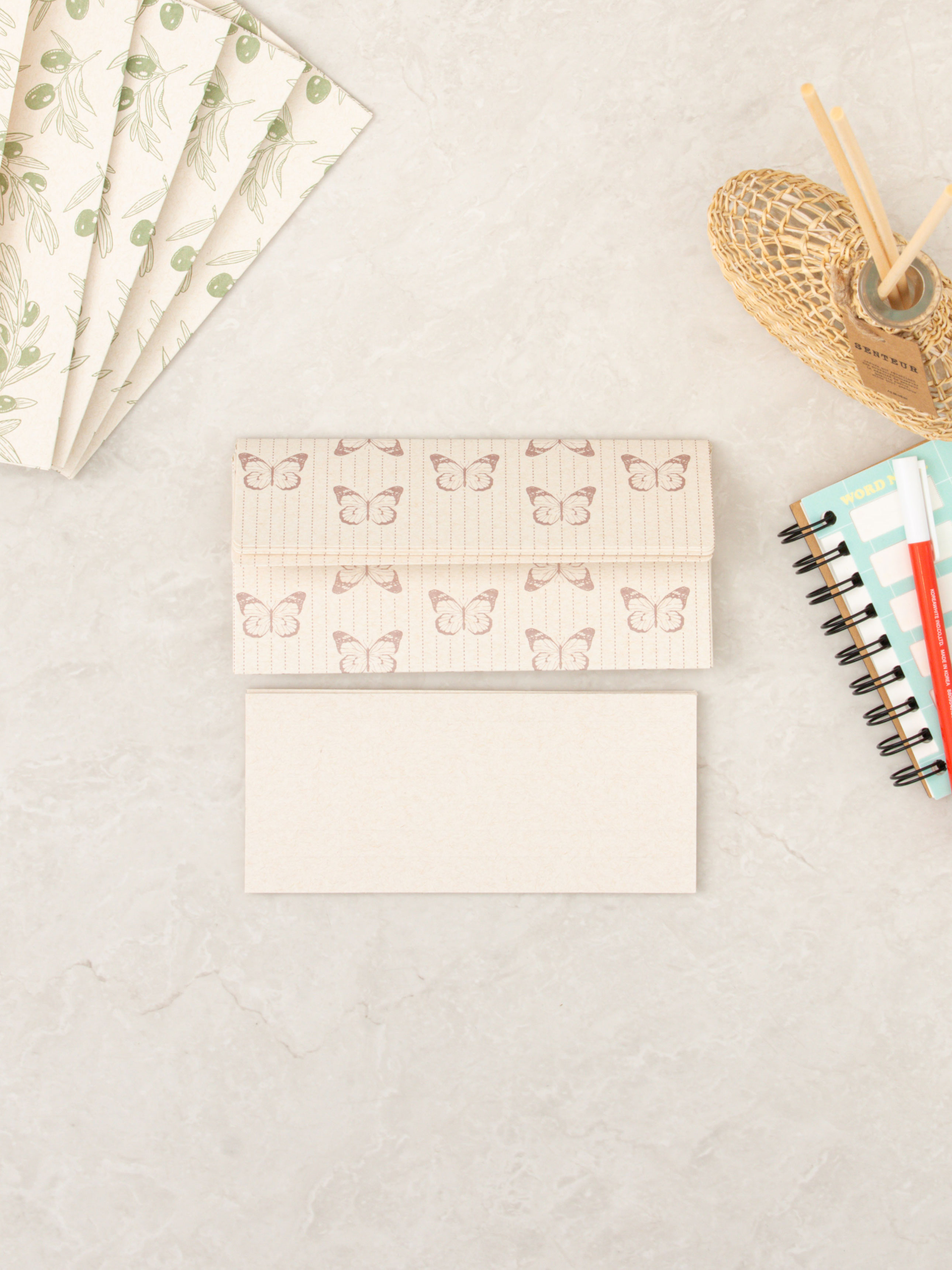 DAISO Horizontal letter envelope (4 sheets)