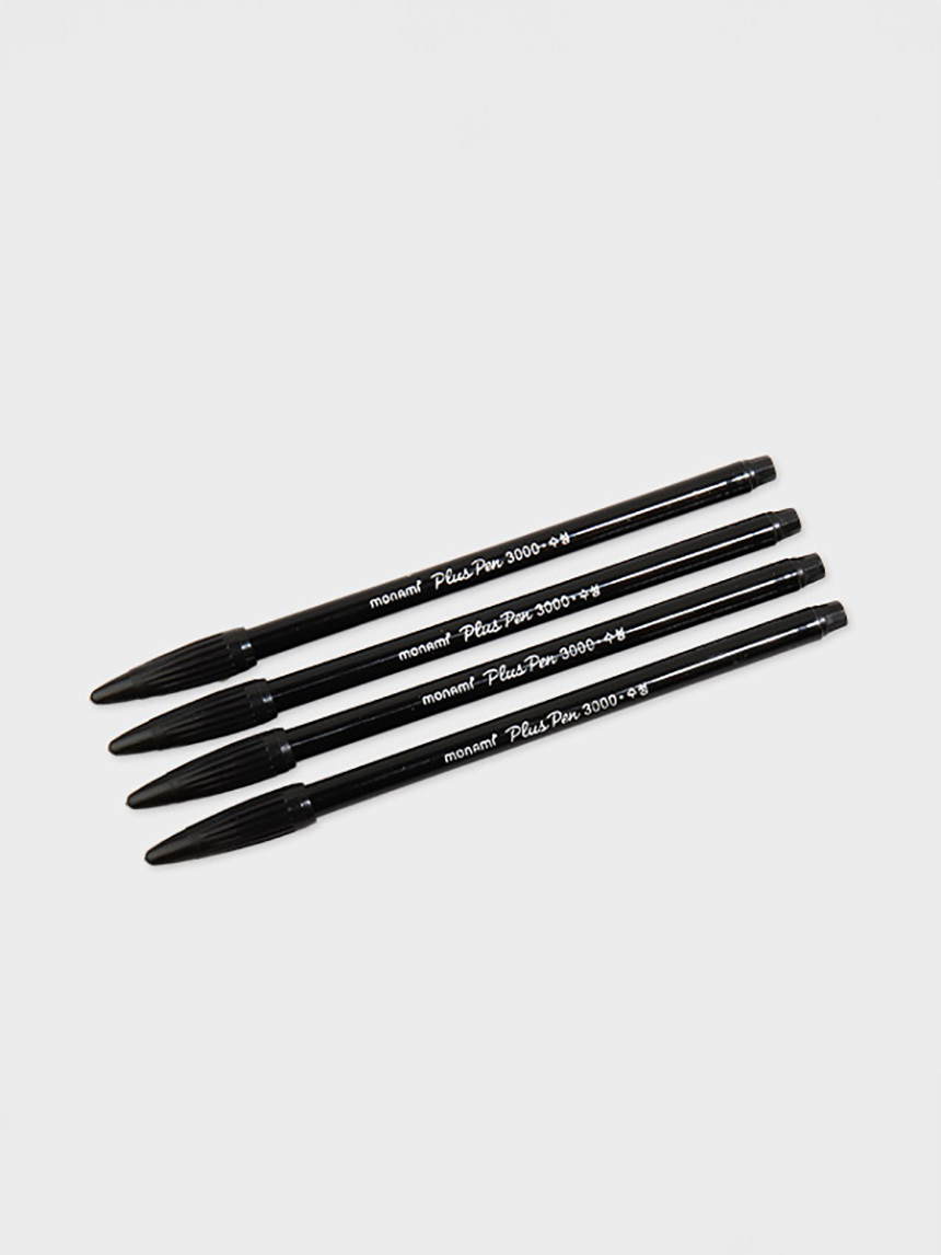 DAISO Monami Plus Pen (Black/4 pcs)