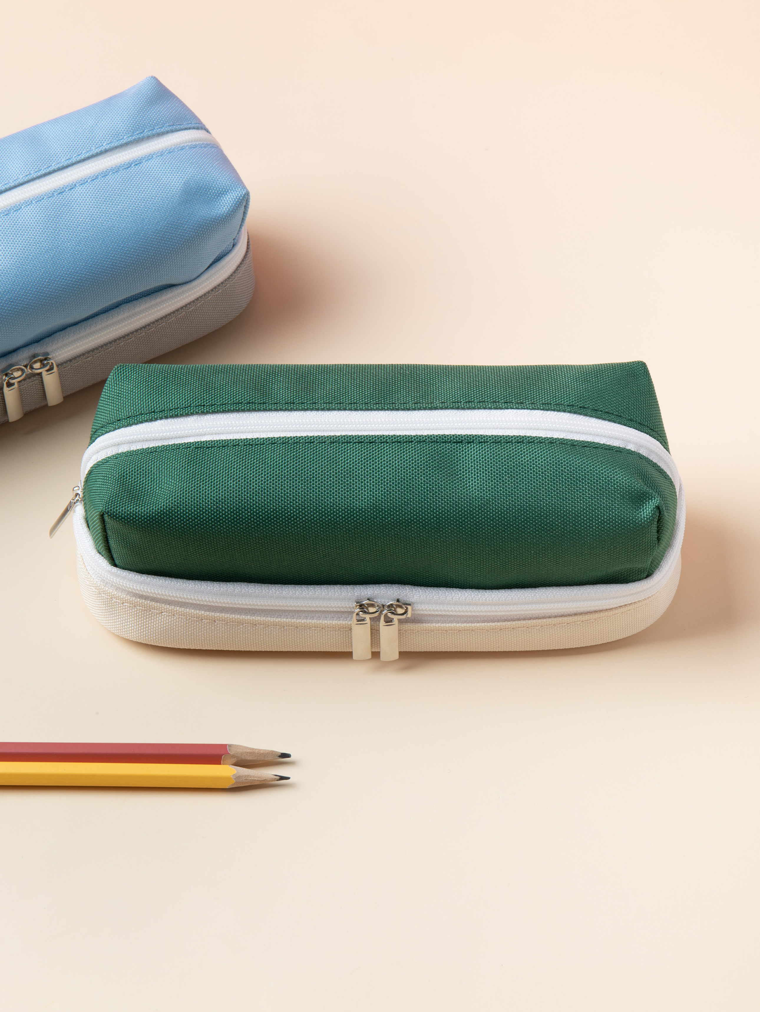 DAISO Bottom split pencil case