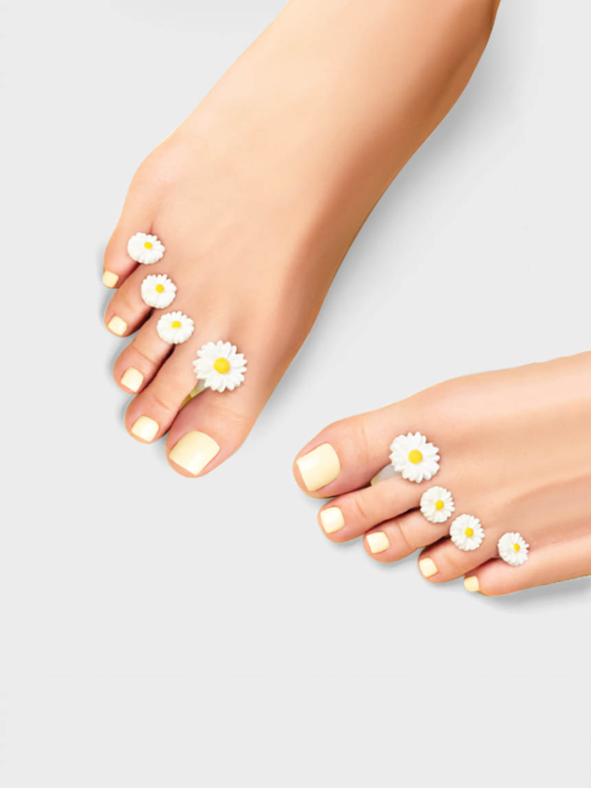 DAISO Toe Separator (Flower)