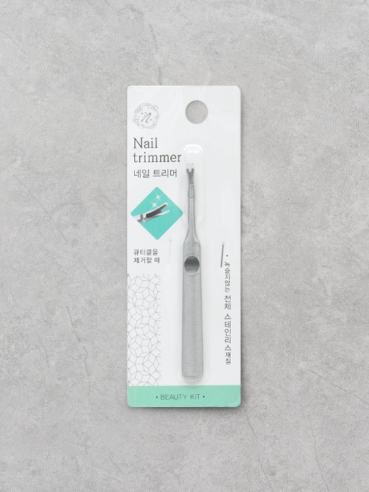 DAISO Stainless cuticle trimmer