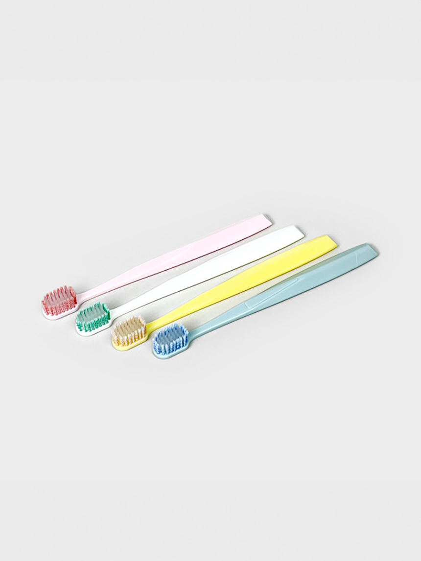 DAISO Two tone spiral toothbrush 4 pcs