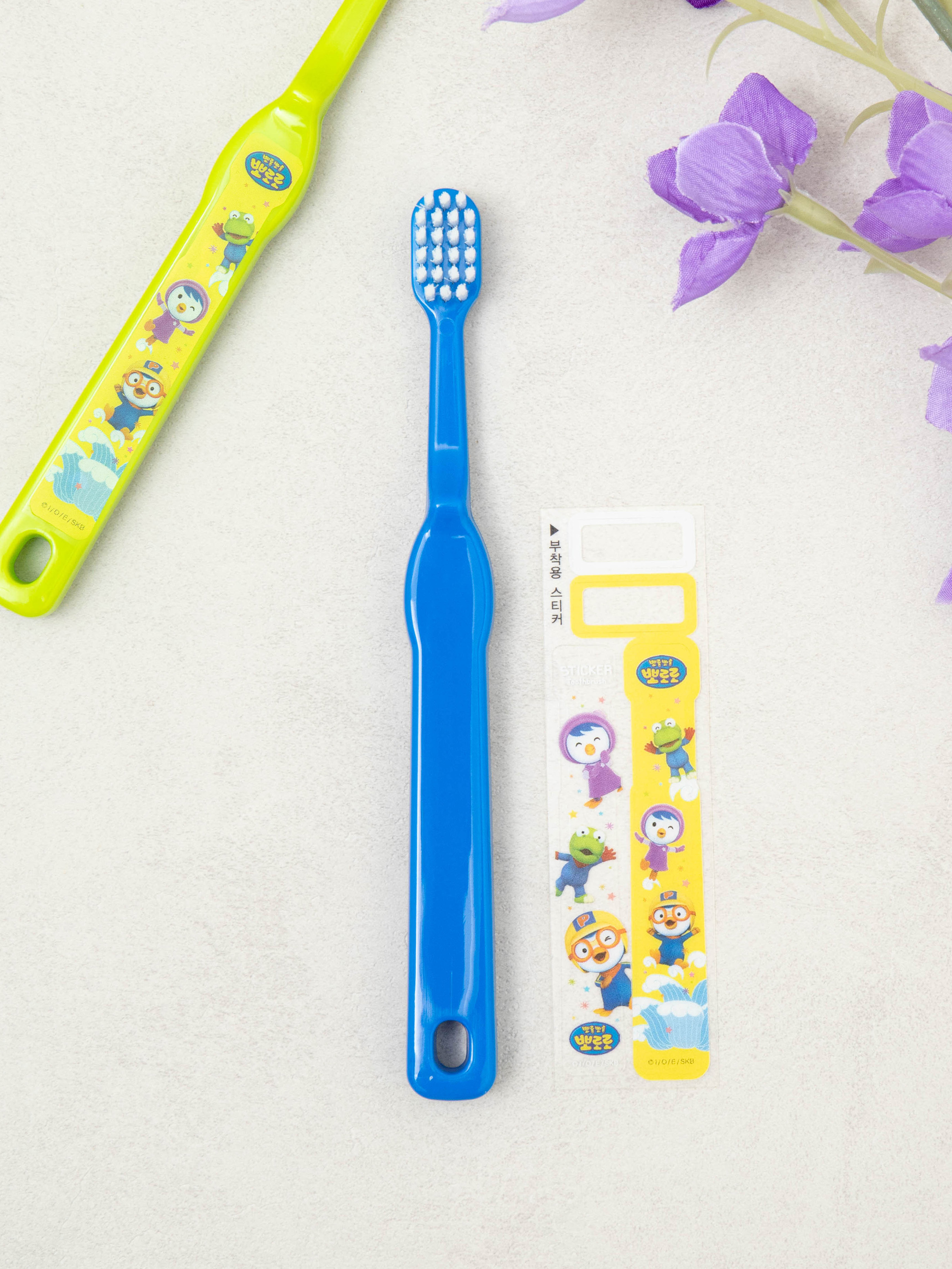 DAISO Pororo and Friends Child Toothbrush 1 Pack