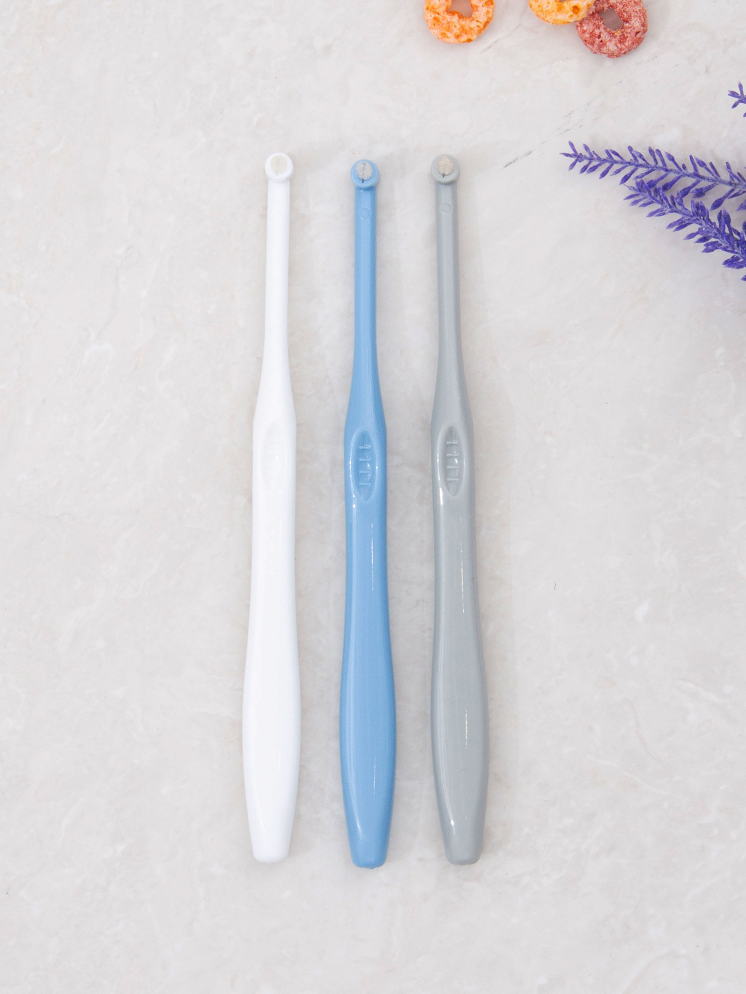 DAISO Wisdom Toothbrush 3 Pieces