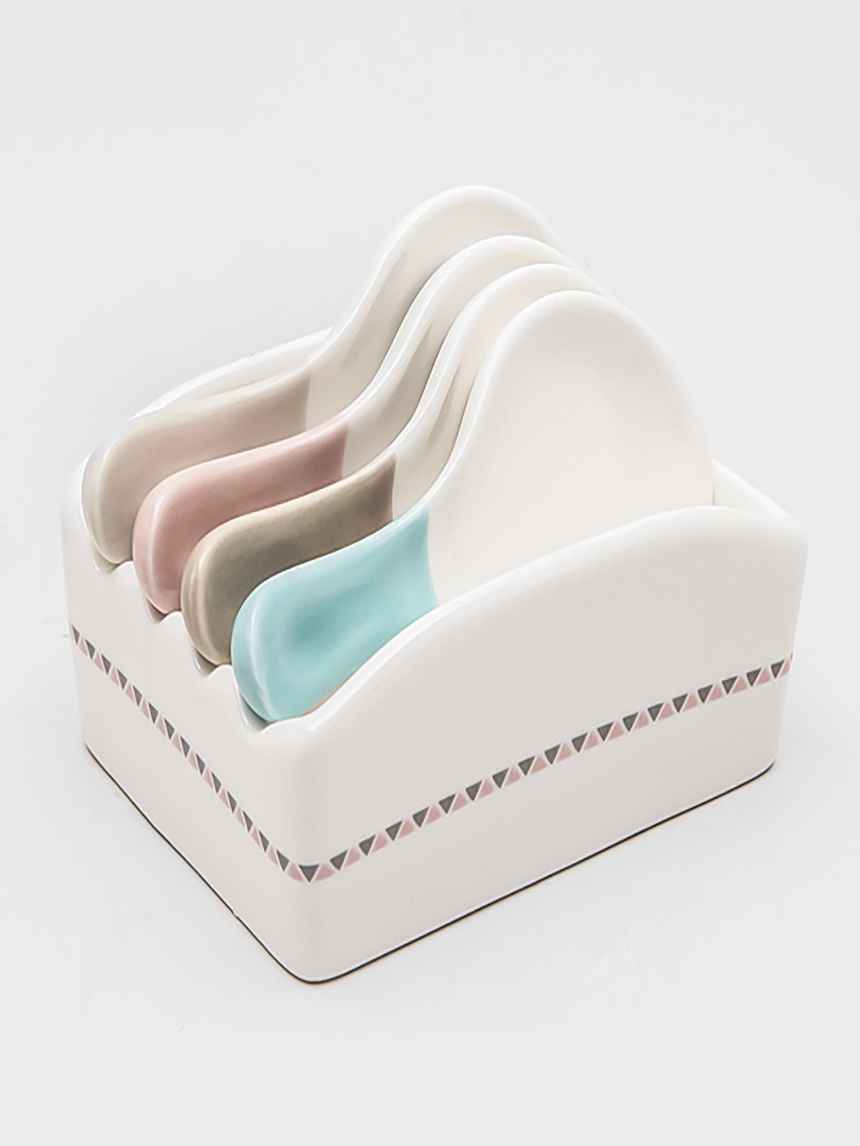 DAISO Newborn Color Spoon Rest (4 pieces/set)