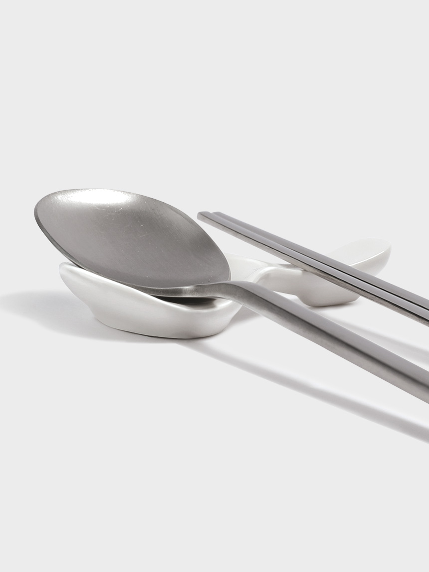 DAISO Spoon Shaped Spoon Rest (2 Pieces/SET)