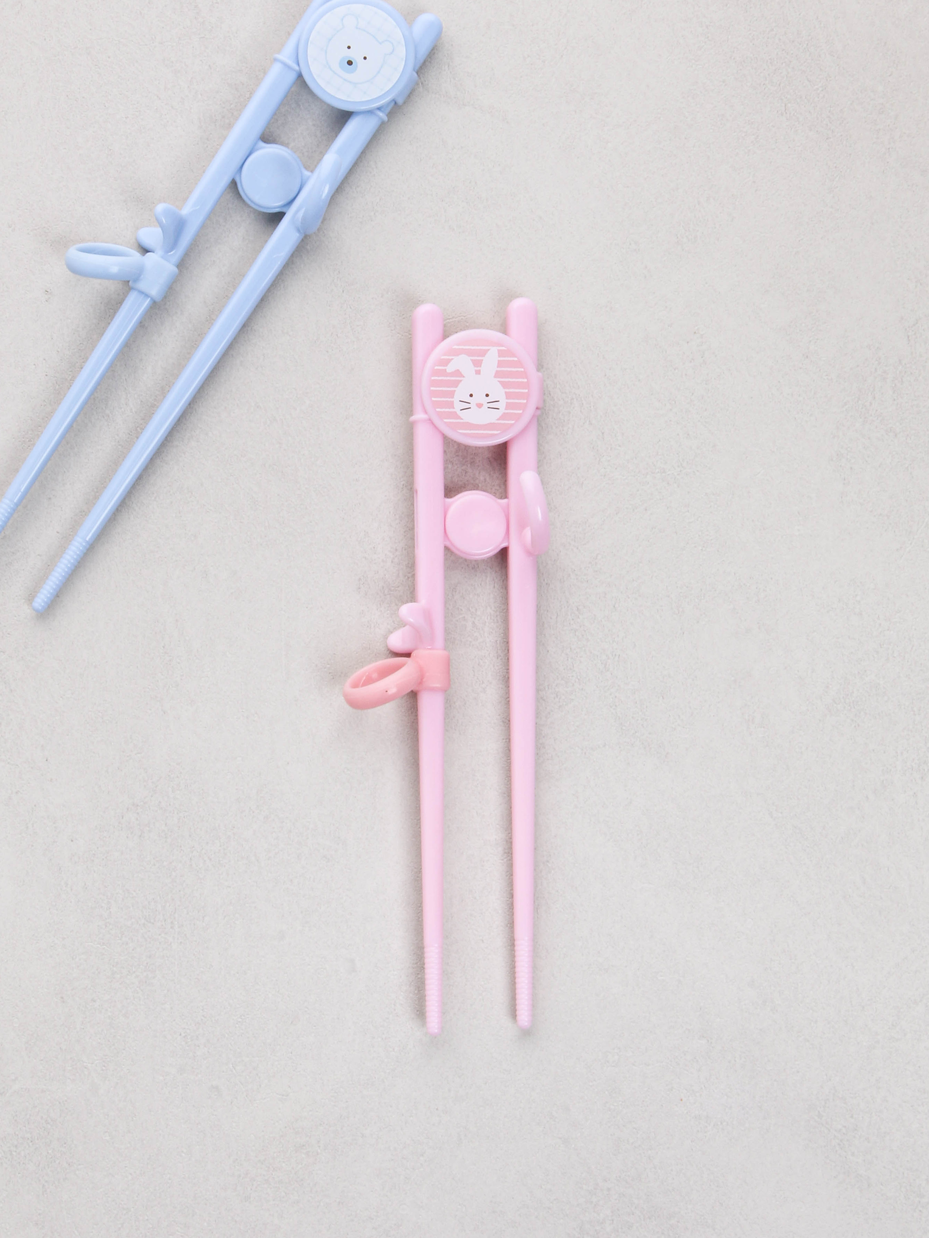 DAISO Junior Intelligence Development Chopsticks (2 Colors)