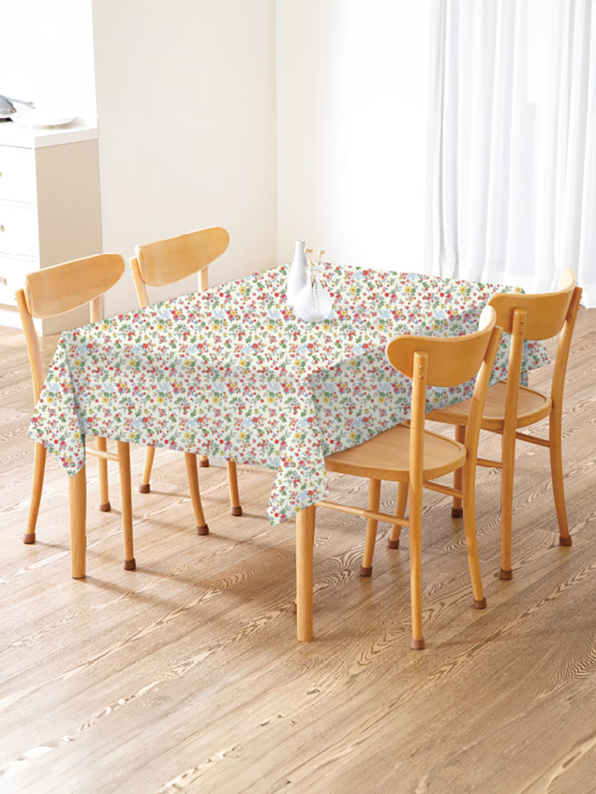 DAISO Seasonal pattern waterproof fabric tablecloth 140*140cm