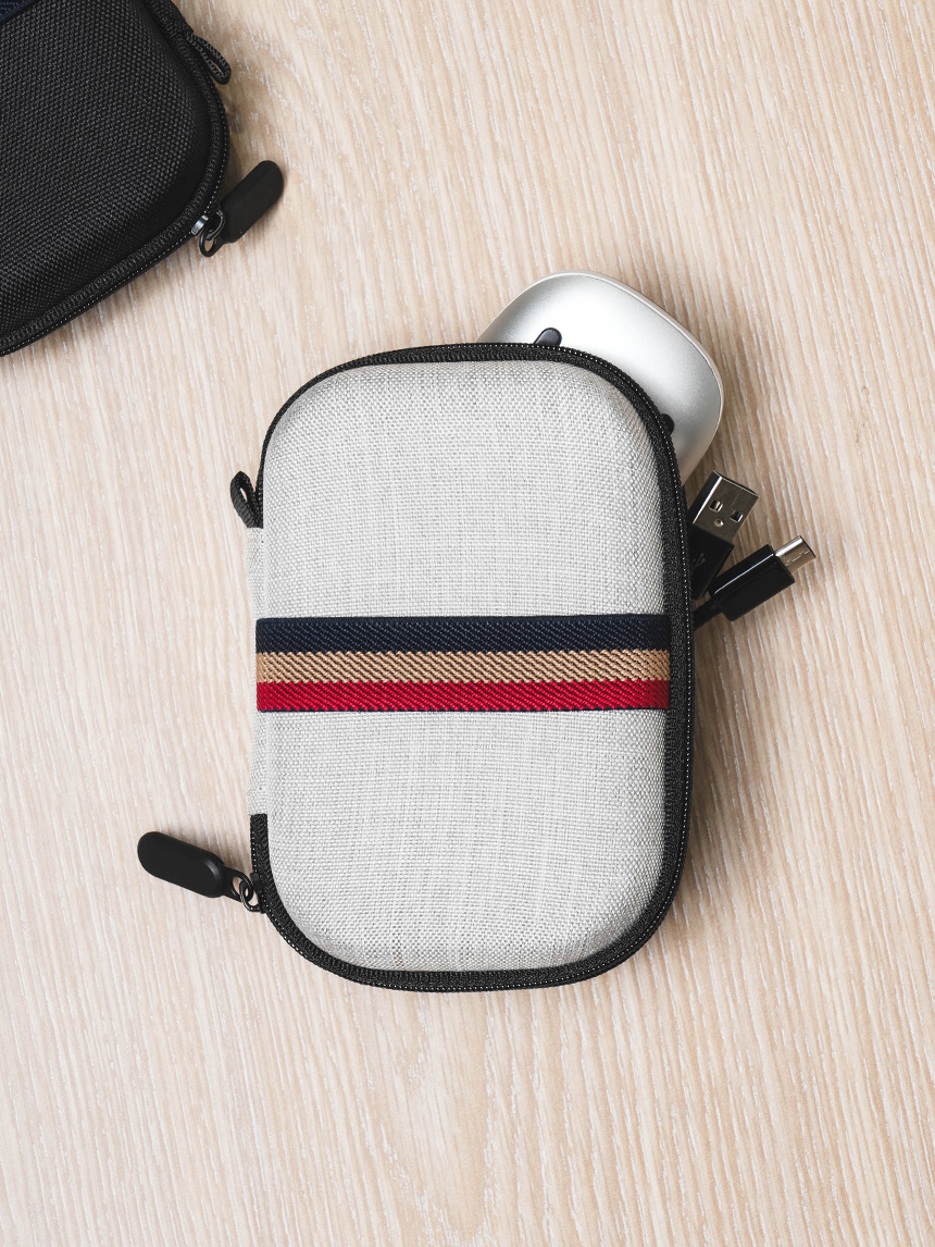 DAISO Electronic Device Storage Pouch (hard drive)