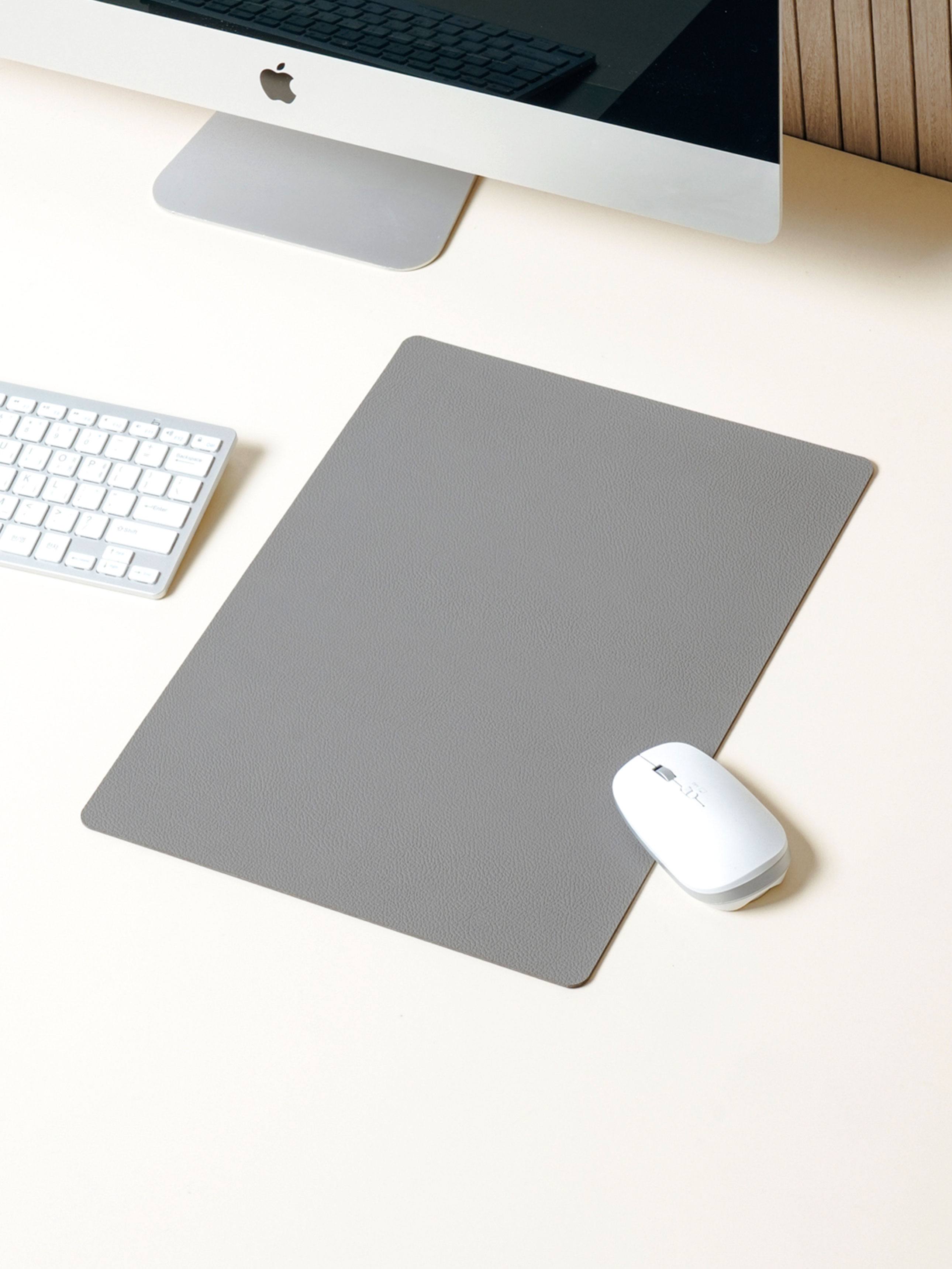 DAISO Mouse pad small/medium size (40*30)