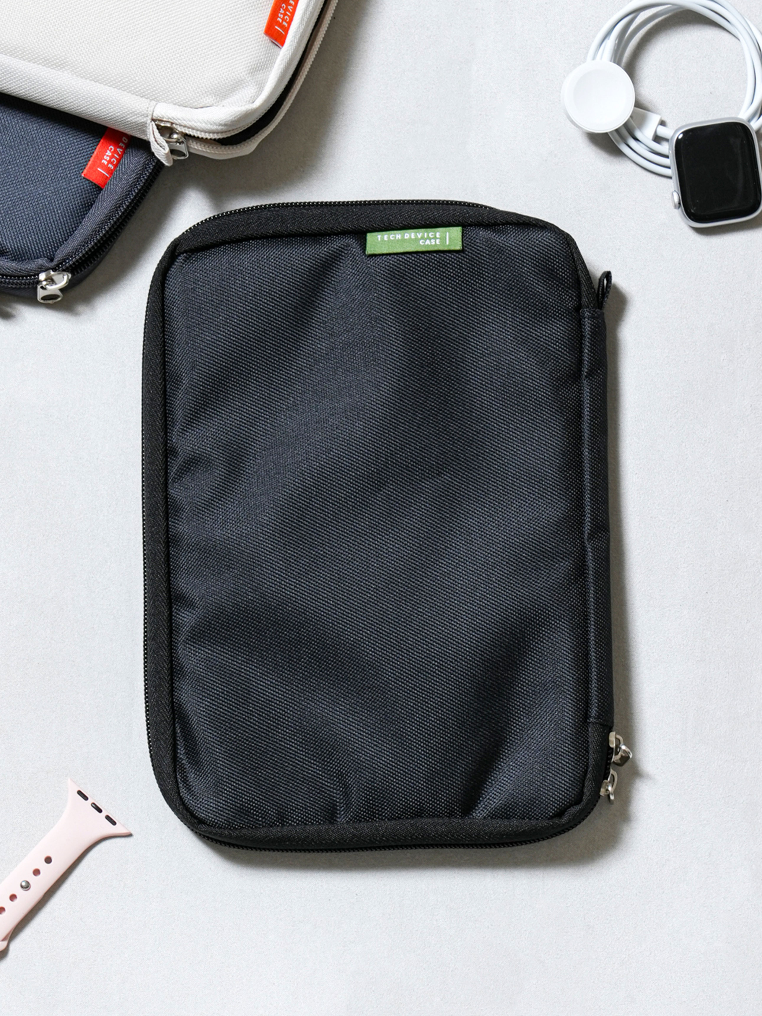 DAISO Tech Device_Smart Watch Strap Organizer Pouch