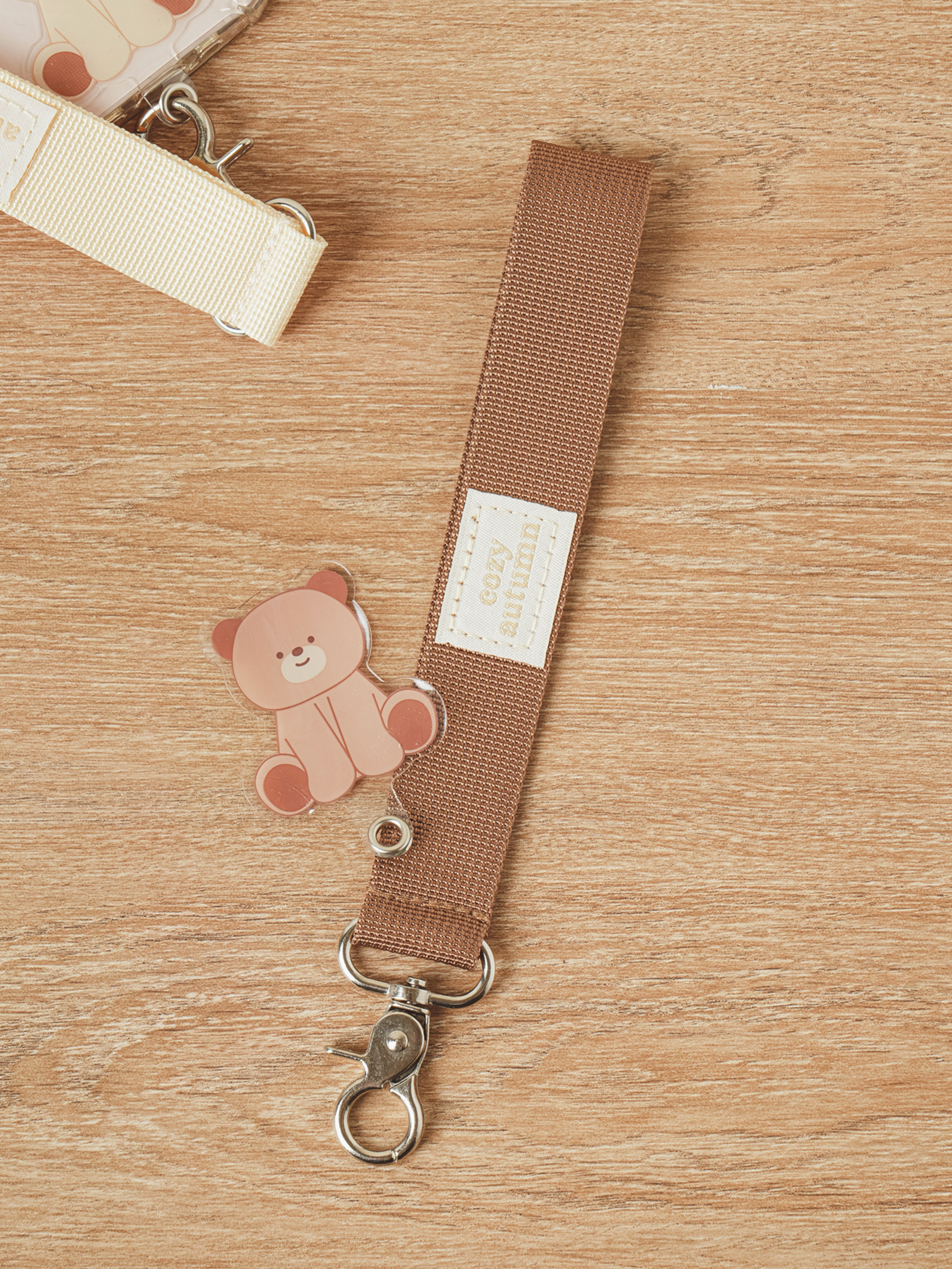 DAISO Cozy Atom_Teddy Bear Tag Holder Strap Set