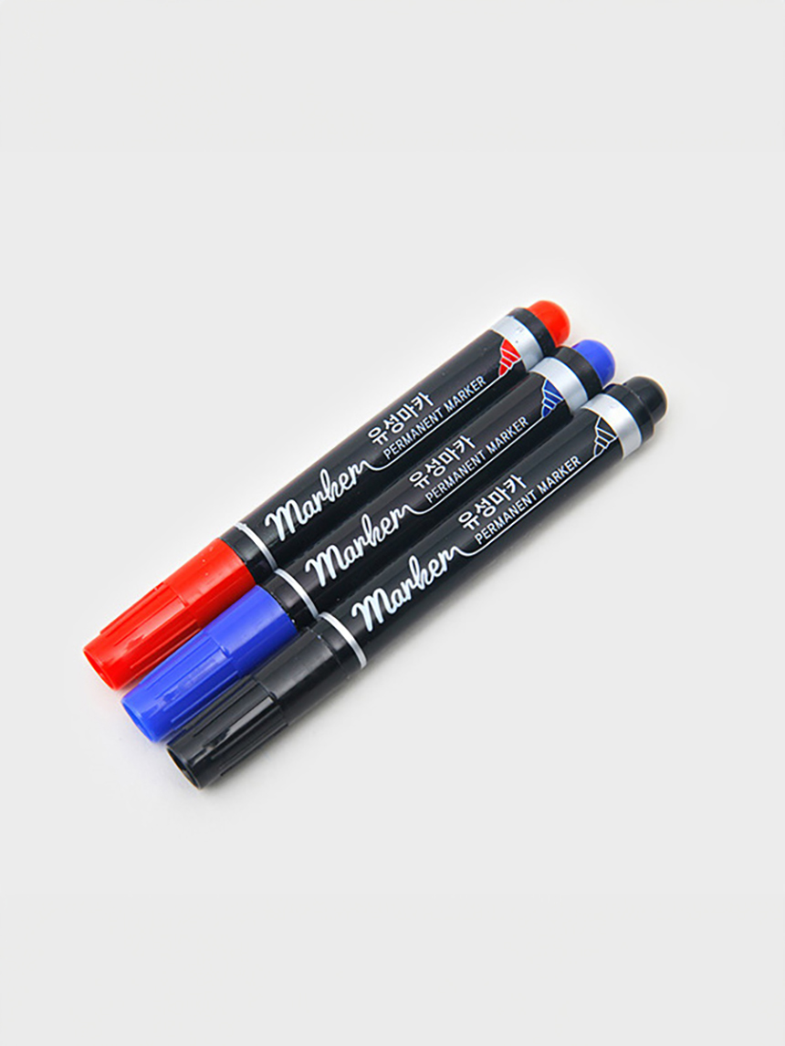 DAISO Meteor Marker 3P (Black/Blue/Red)