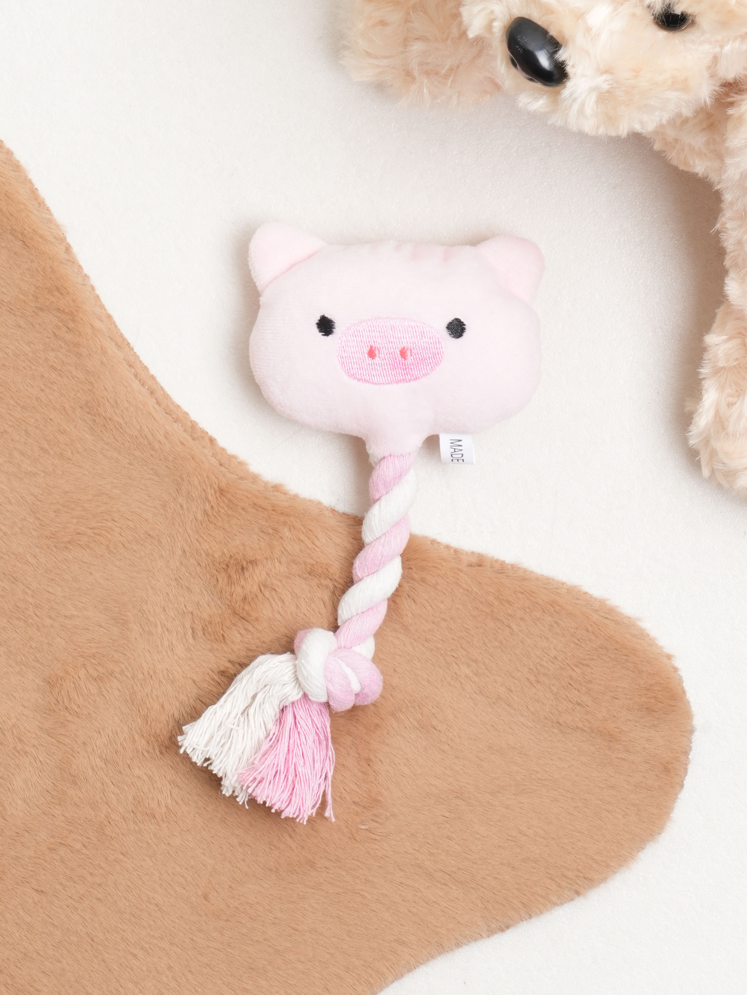 DAISO Pet Honey Tug Toy