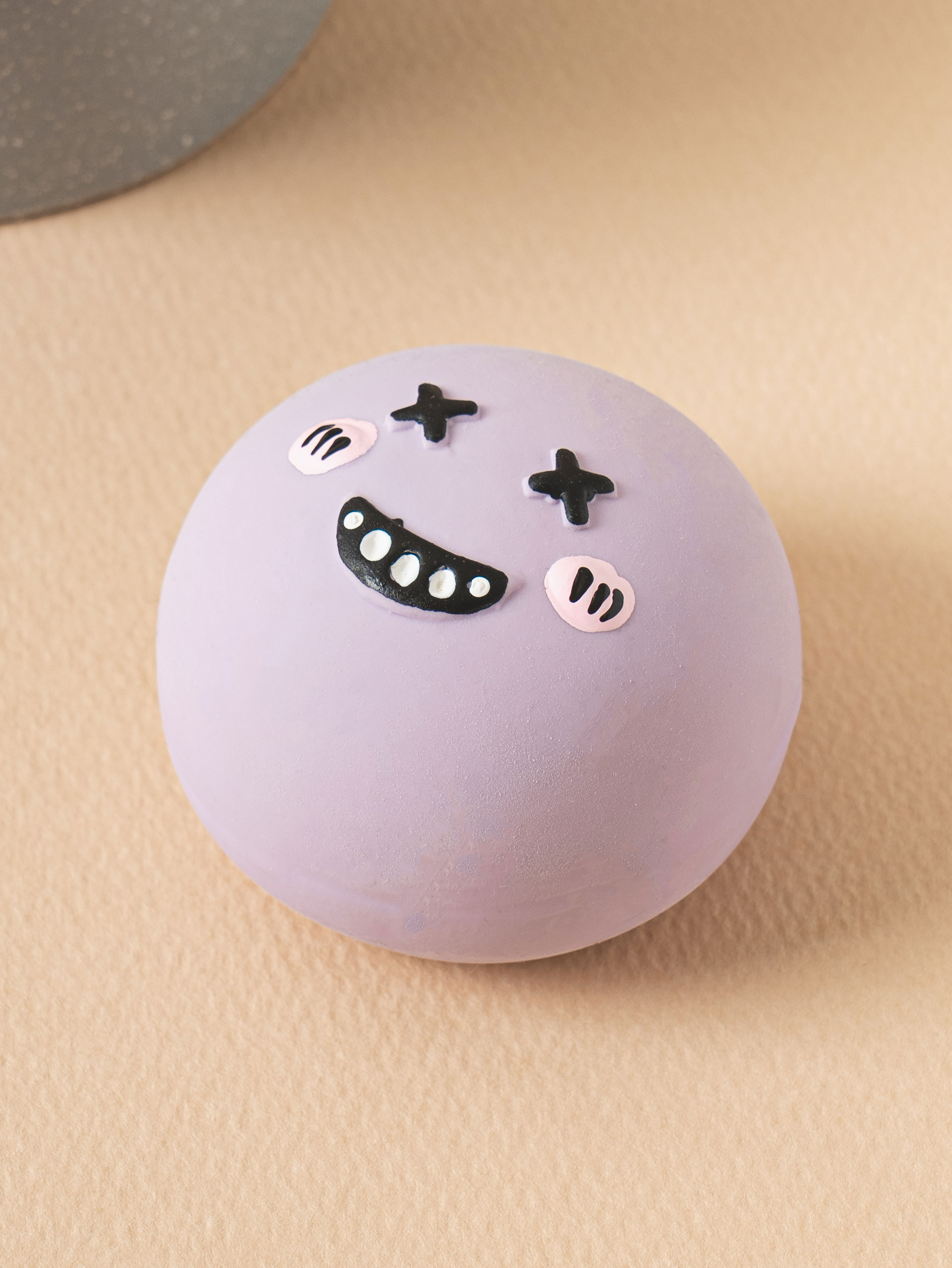 DAISO Pet_Expression_Latex_Toy_Purple