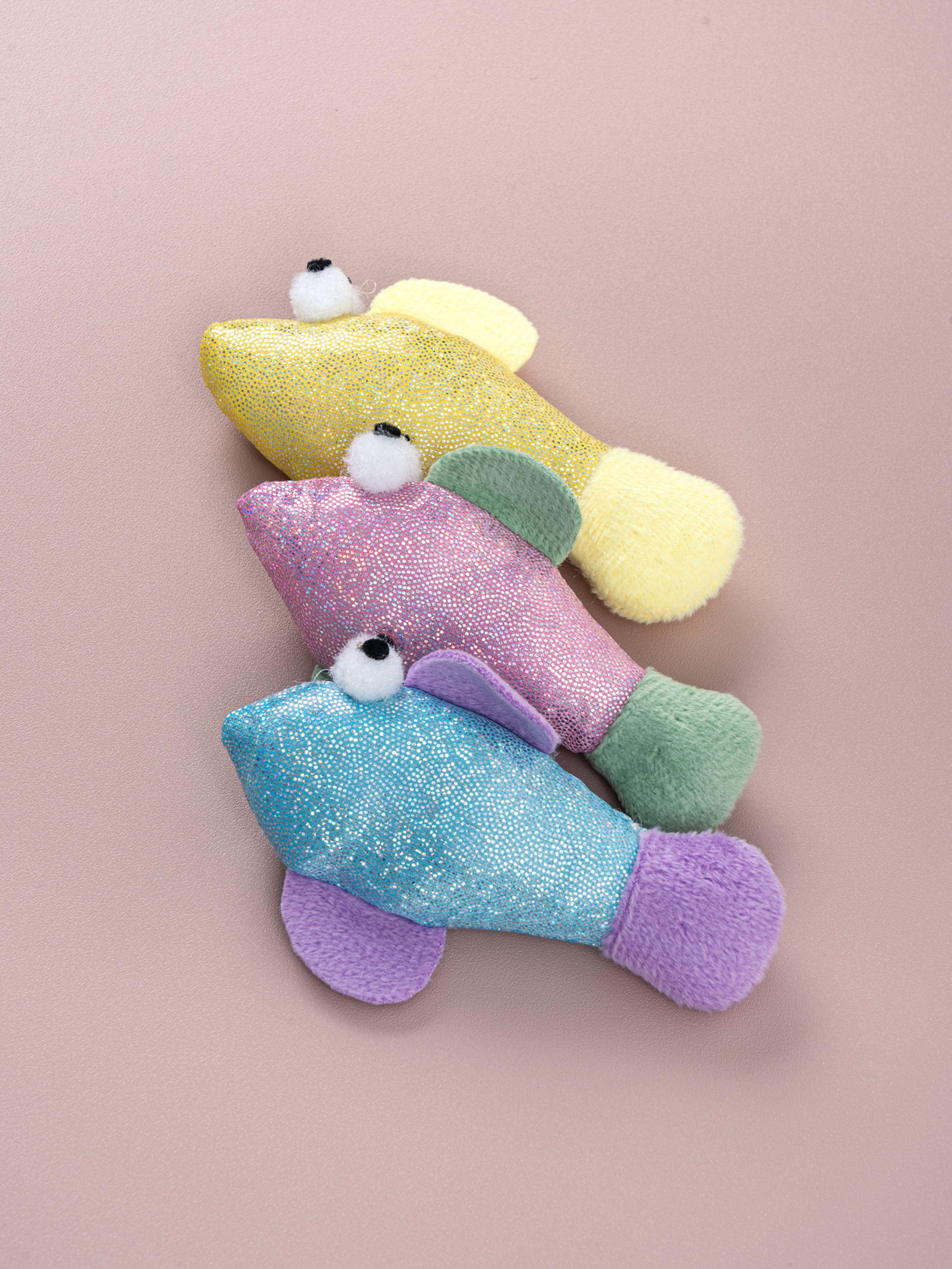 DAISO Cat Catnip Fish Doll (3 pieces)