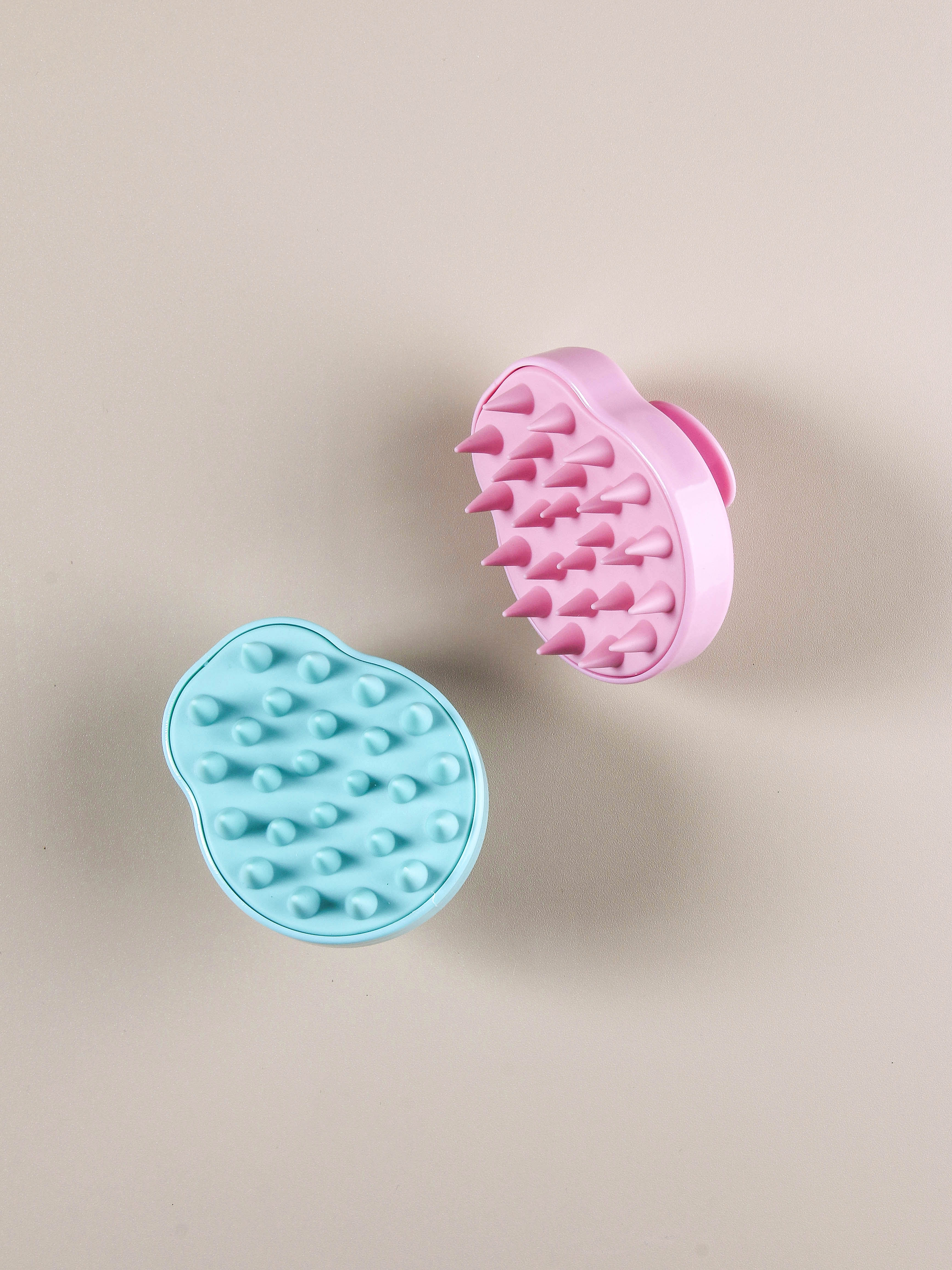 DAISO Pet Massage Brush