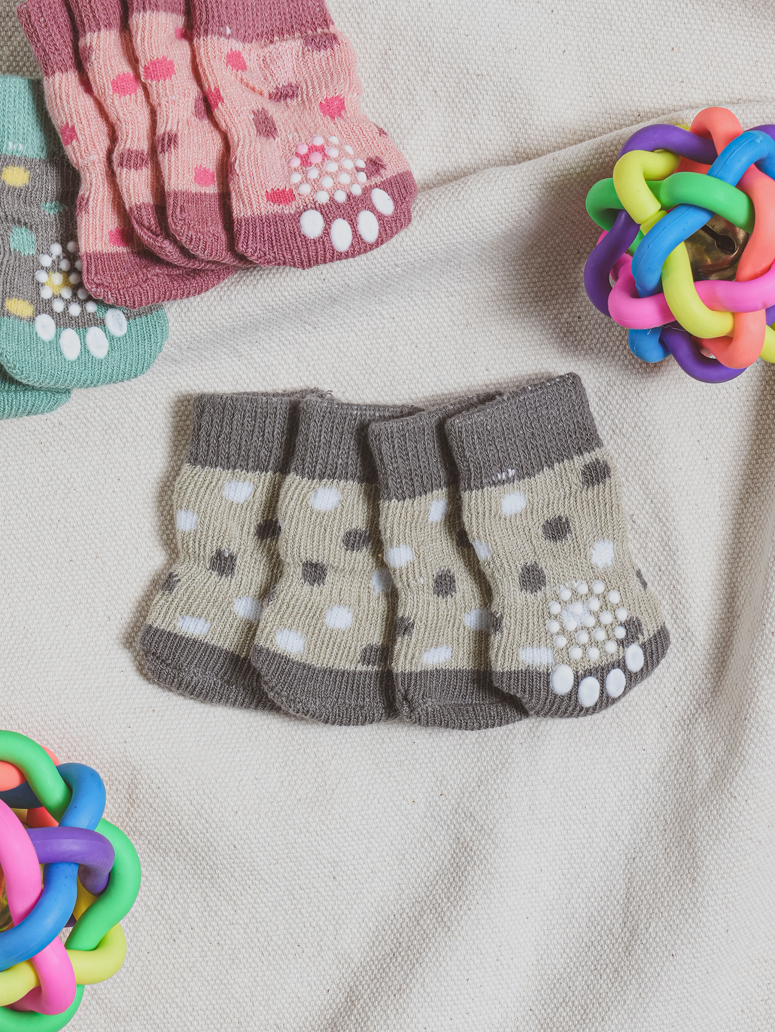 DAISO Dog Socks (L)