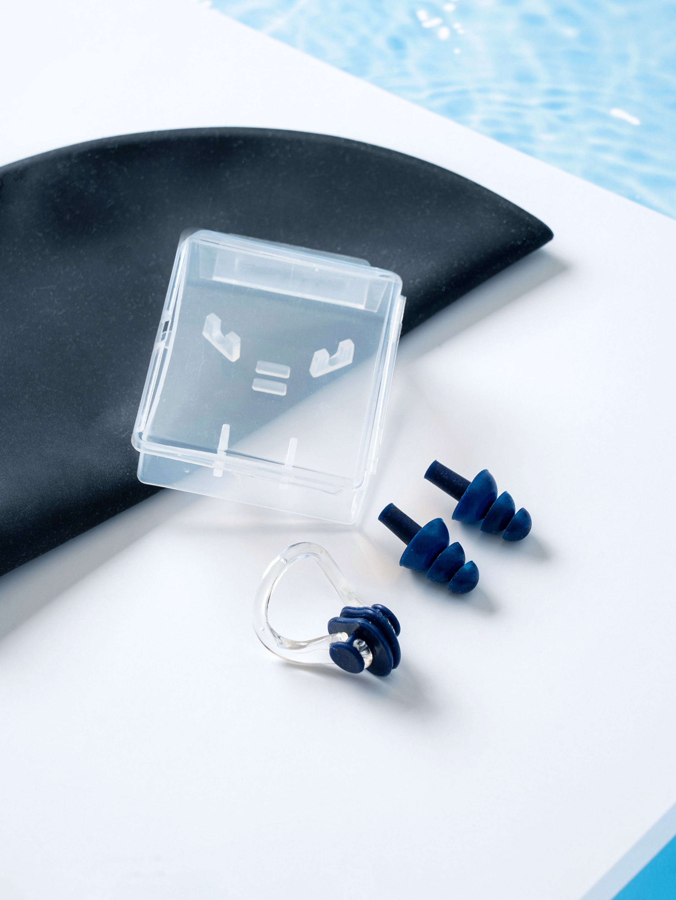 DAISO Swimming Earplugs/Nose Plug Set Navy