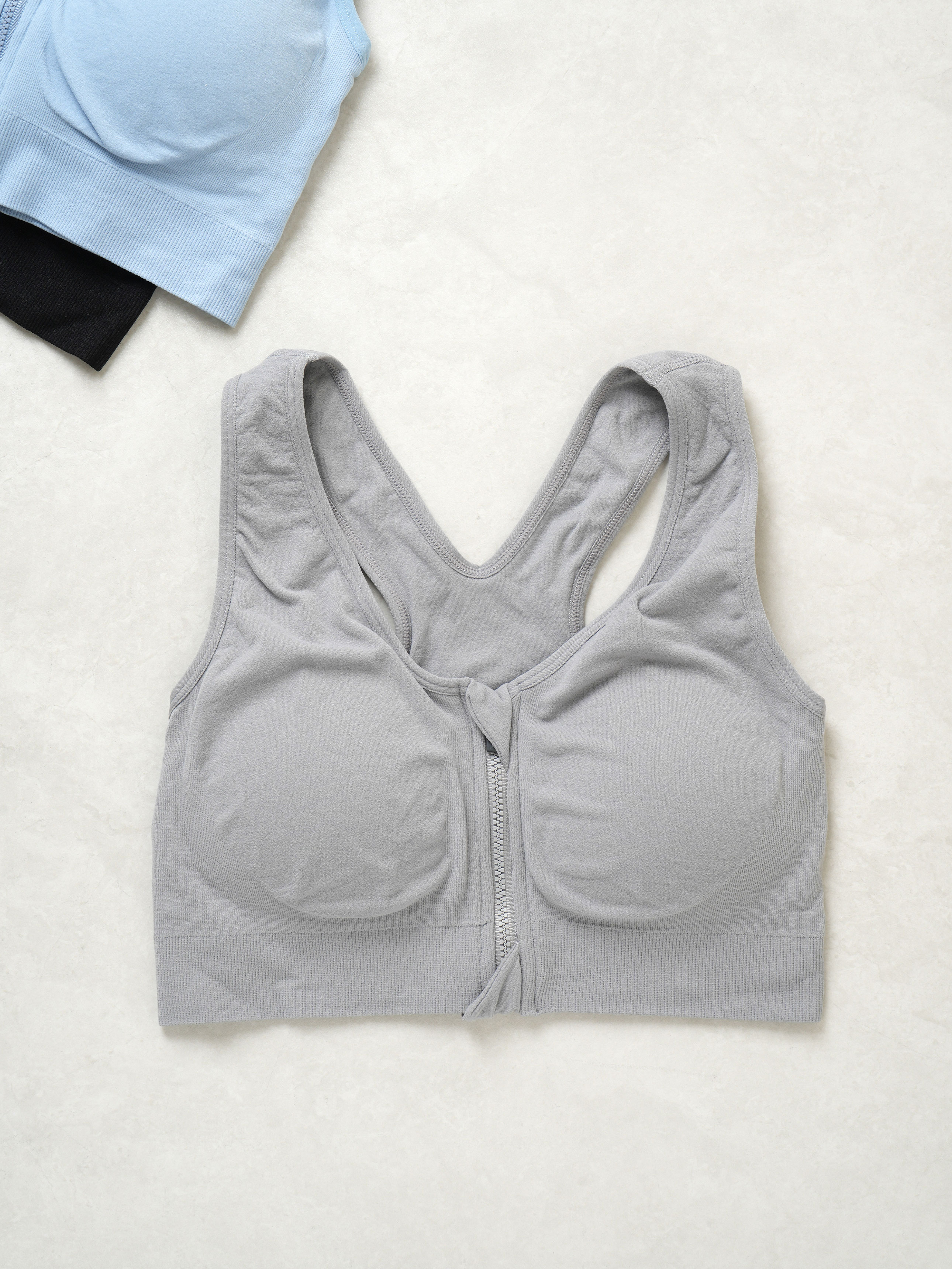 DAISO Front Zipper Sport Bra (L)