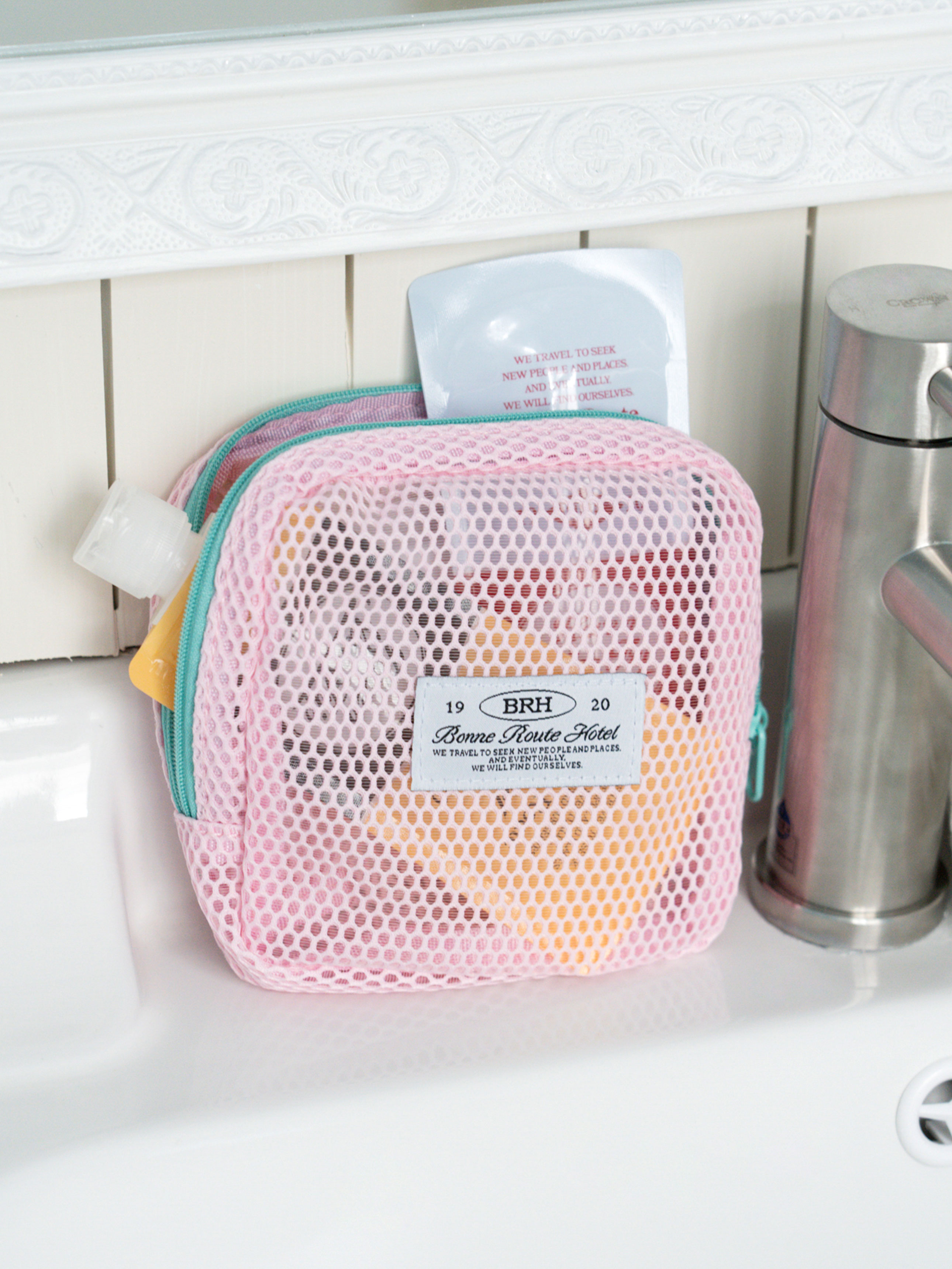 DAISO Travel_Mesh Square Pouch Pink