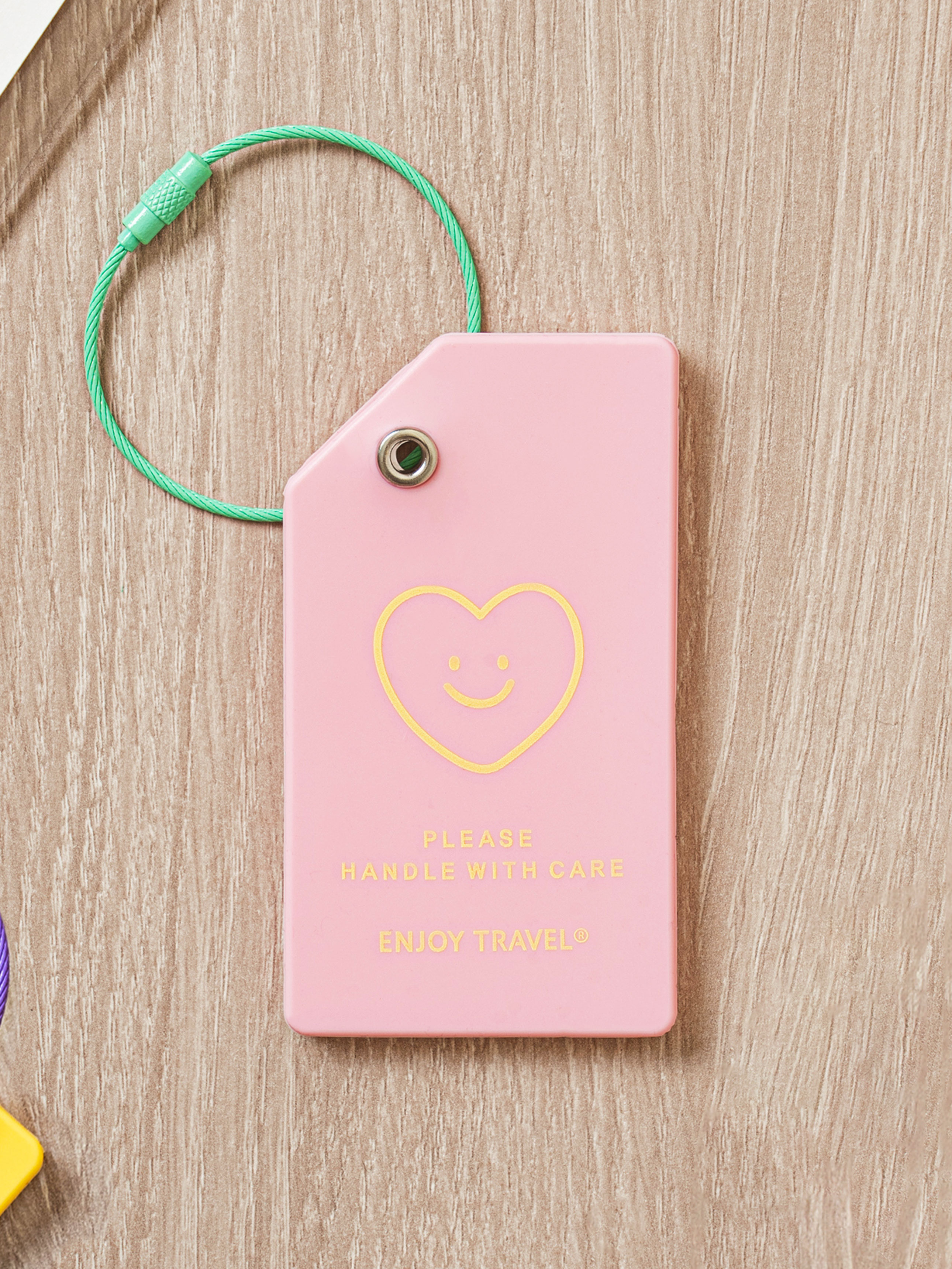 DAISO Heartpoint Soft Name Tag