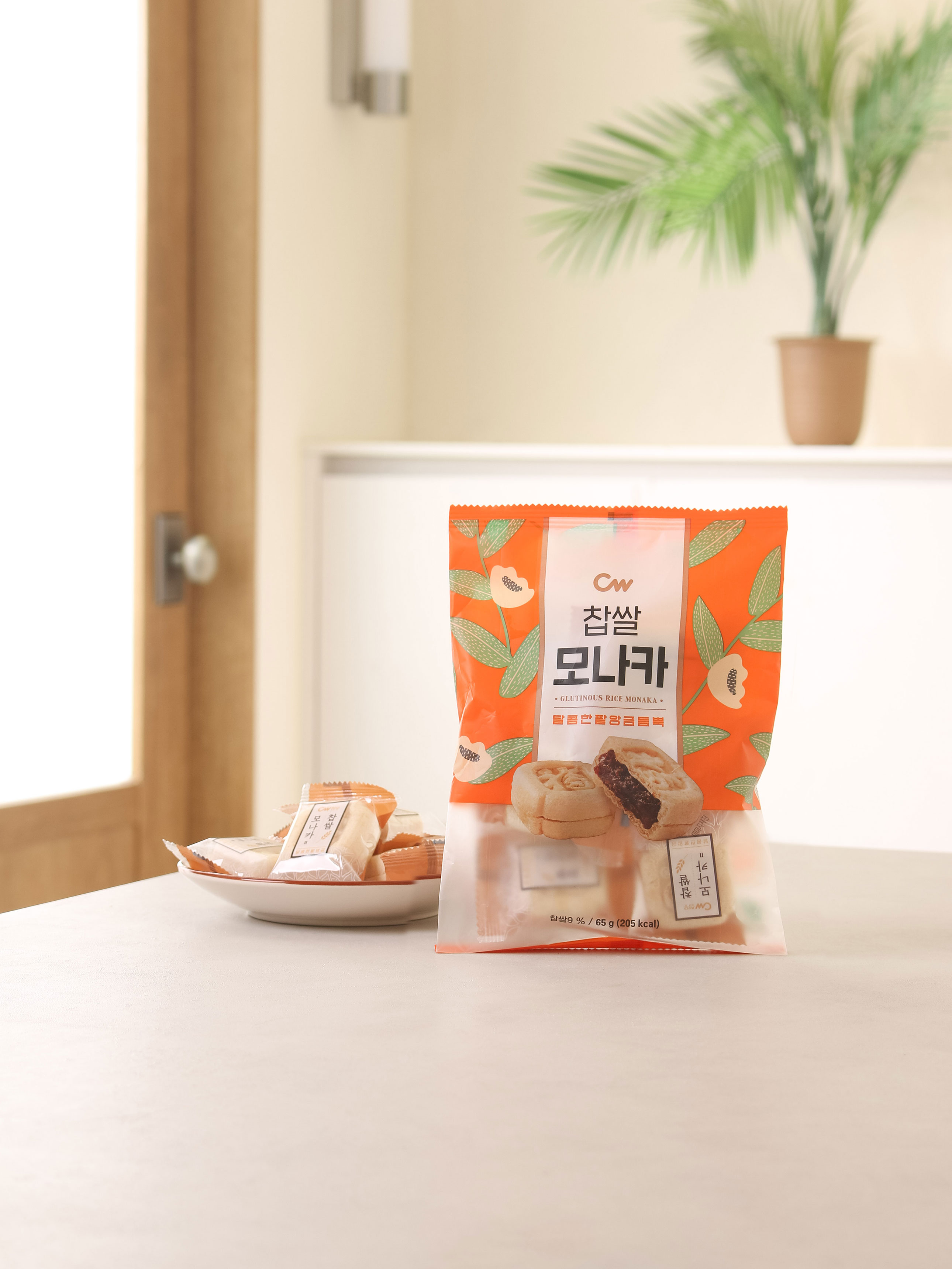 DAISO Cheongwoo glutinous rice monaka (65g)