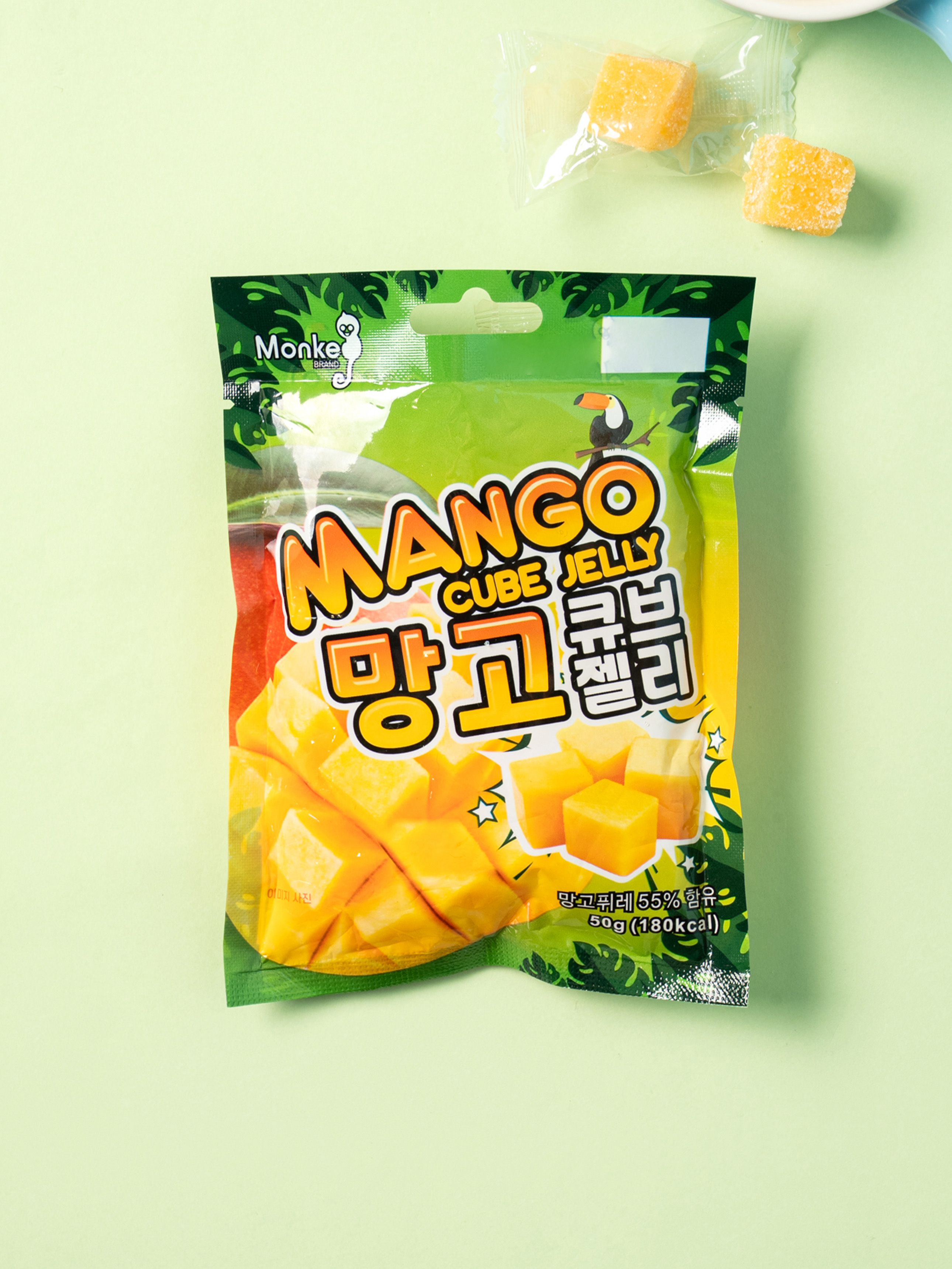 DAISO Mango Cube Jelly (50g)