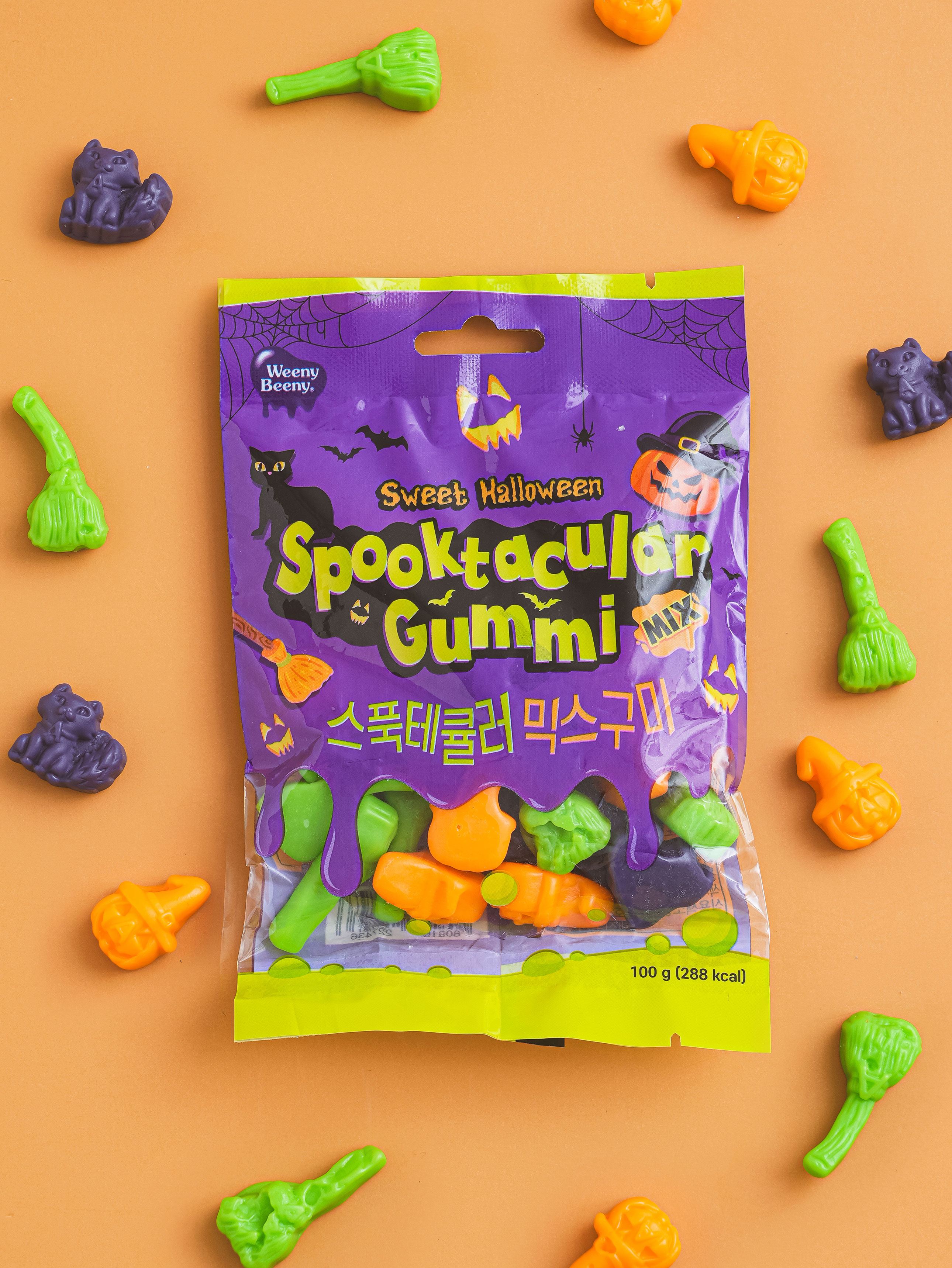 DAISO Halloween Spooktacular Gummy Mix (100g)