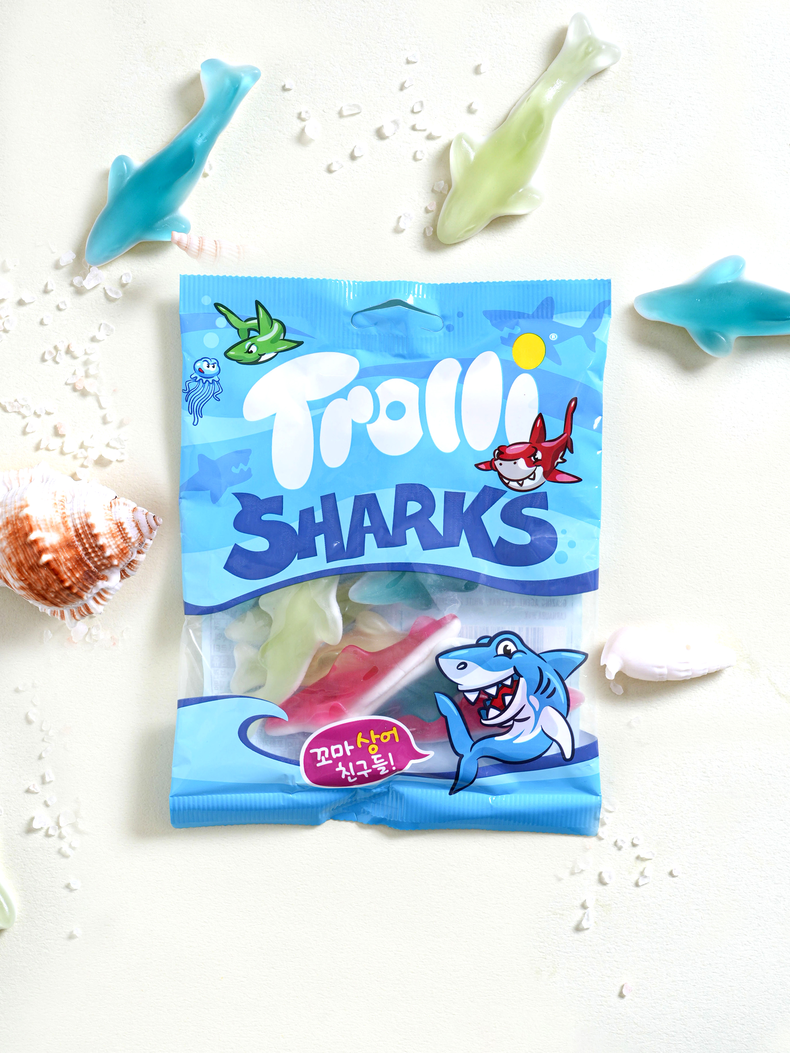 DAISO Trolley Shark Jelly (100g)