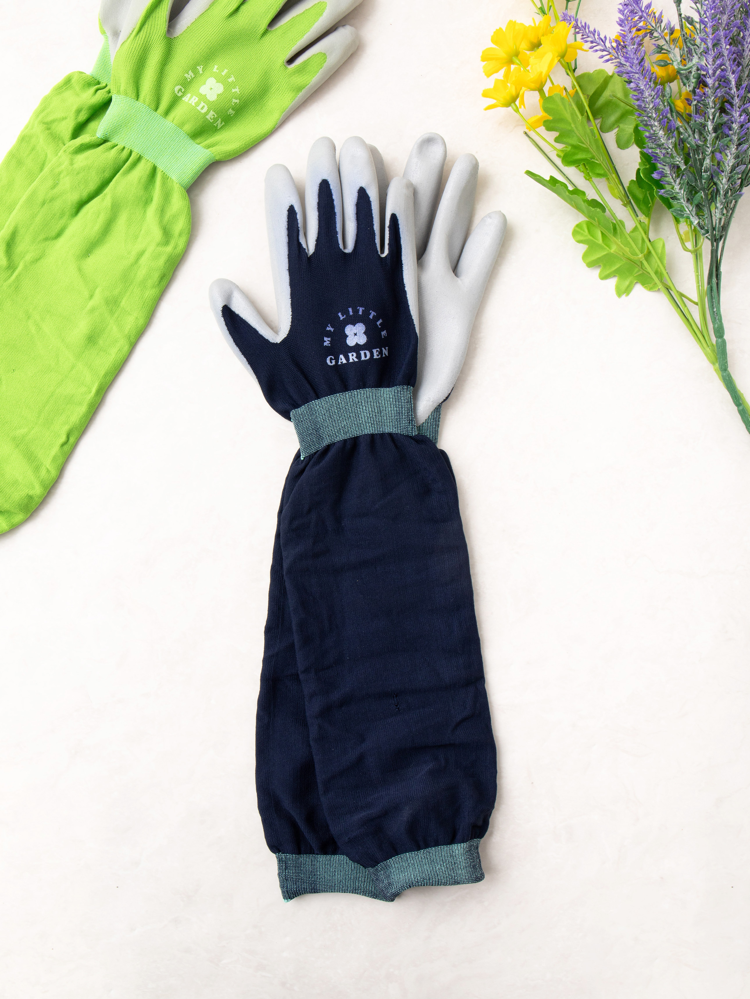 DAISO Garden Nitrile Towel Gloves (M)