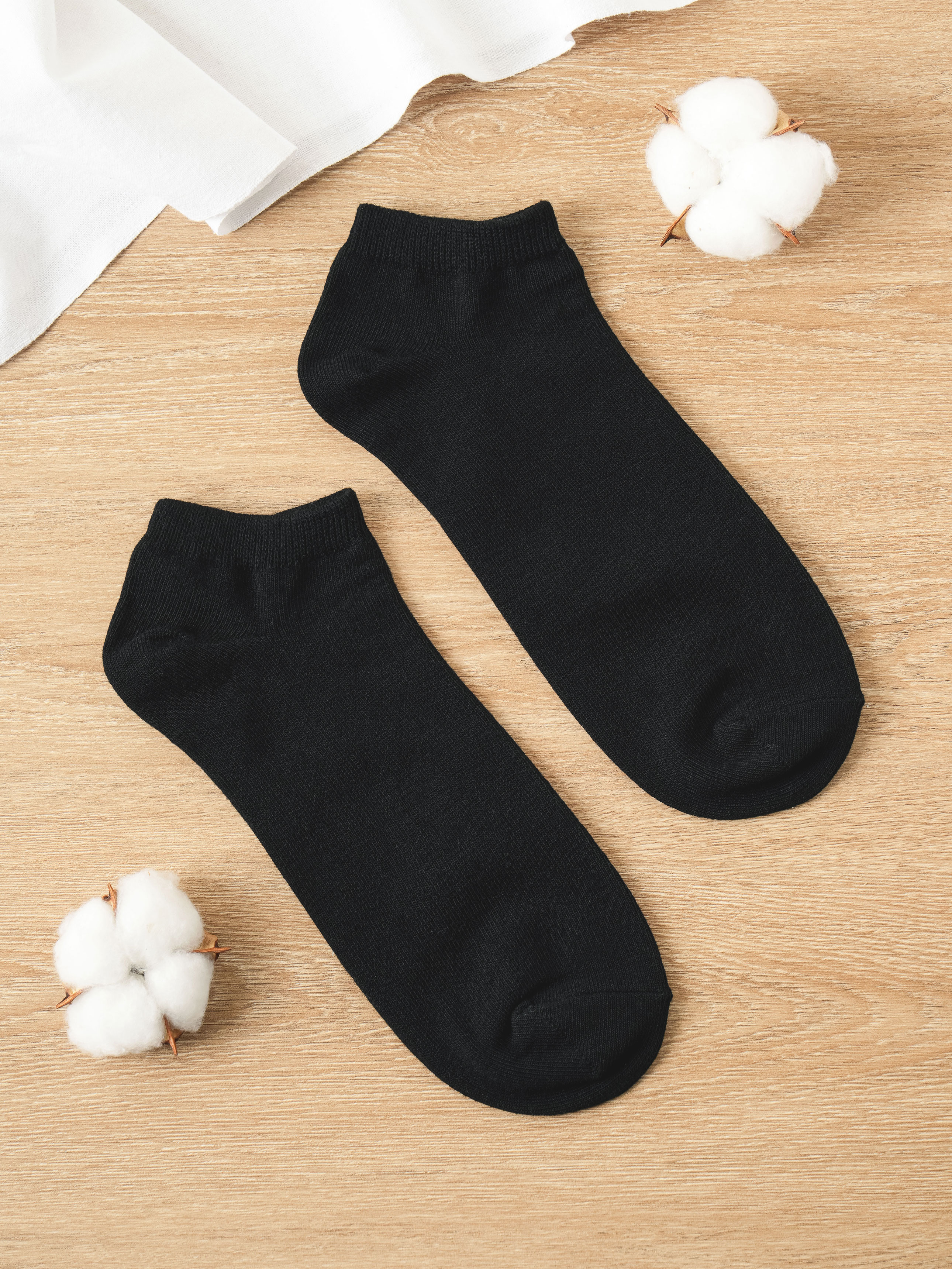 DAISO Men's Basic Short Socks (Black)