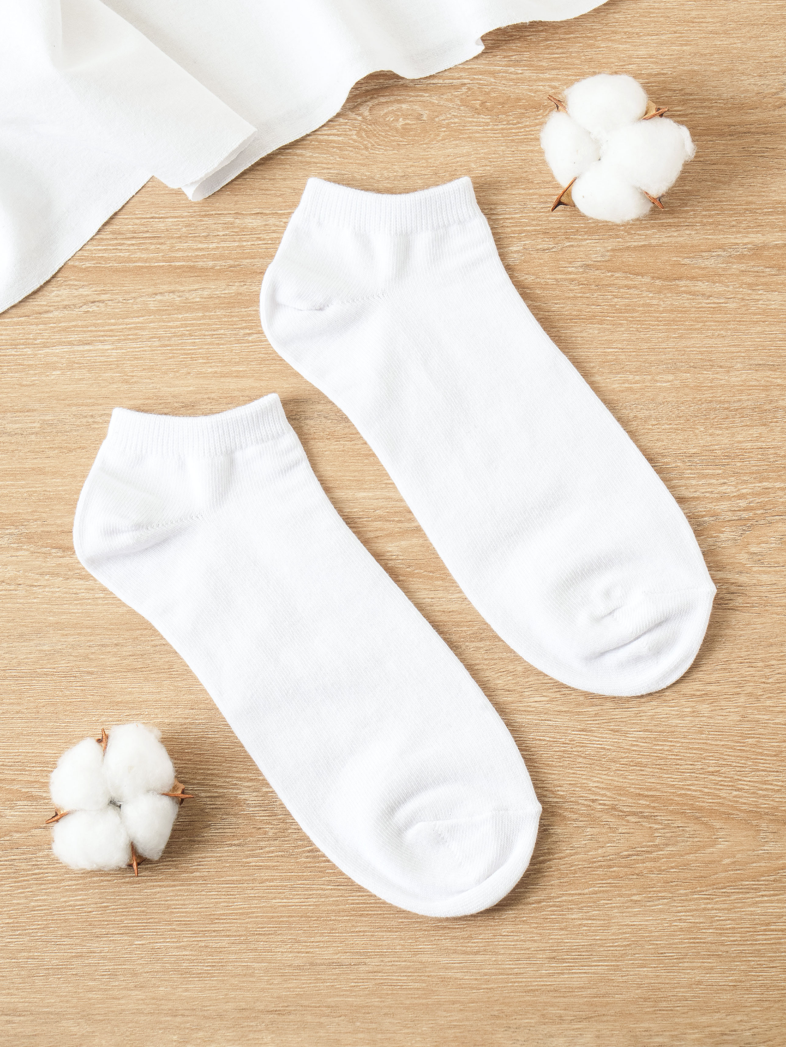 DAISO Men's Basic Short Socks (White)