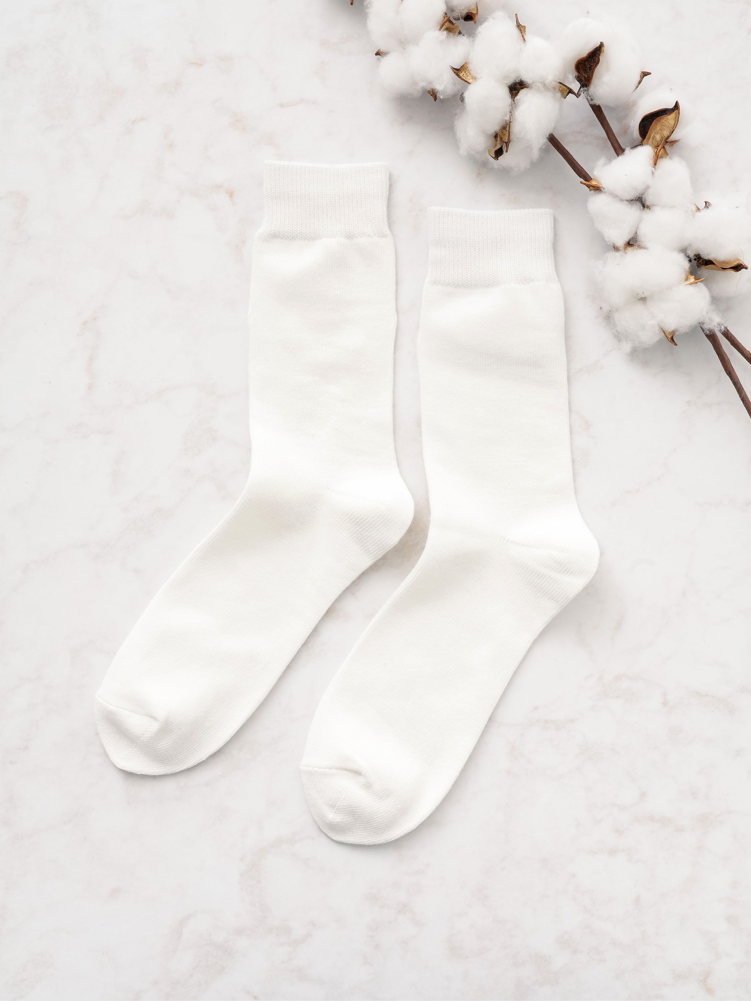 DAISO primium men's long socks (ivory)