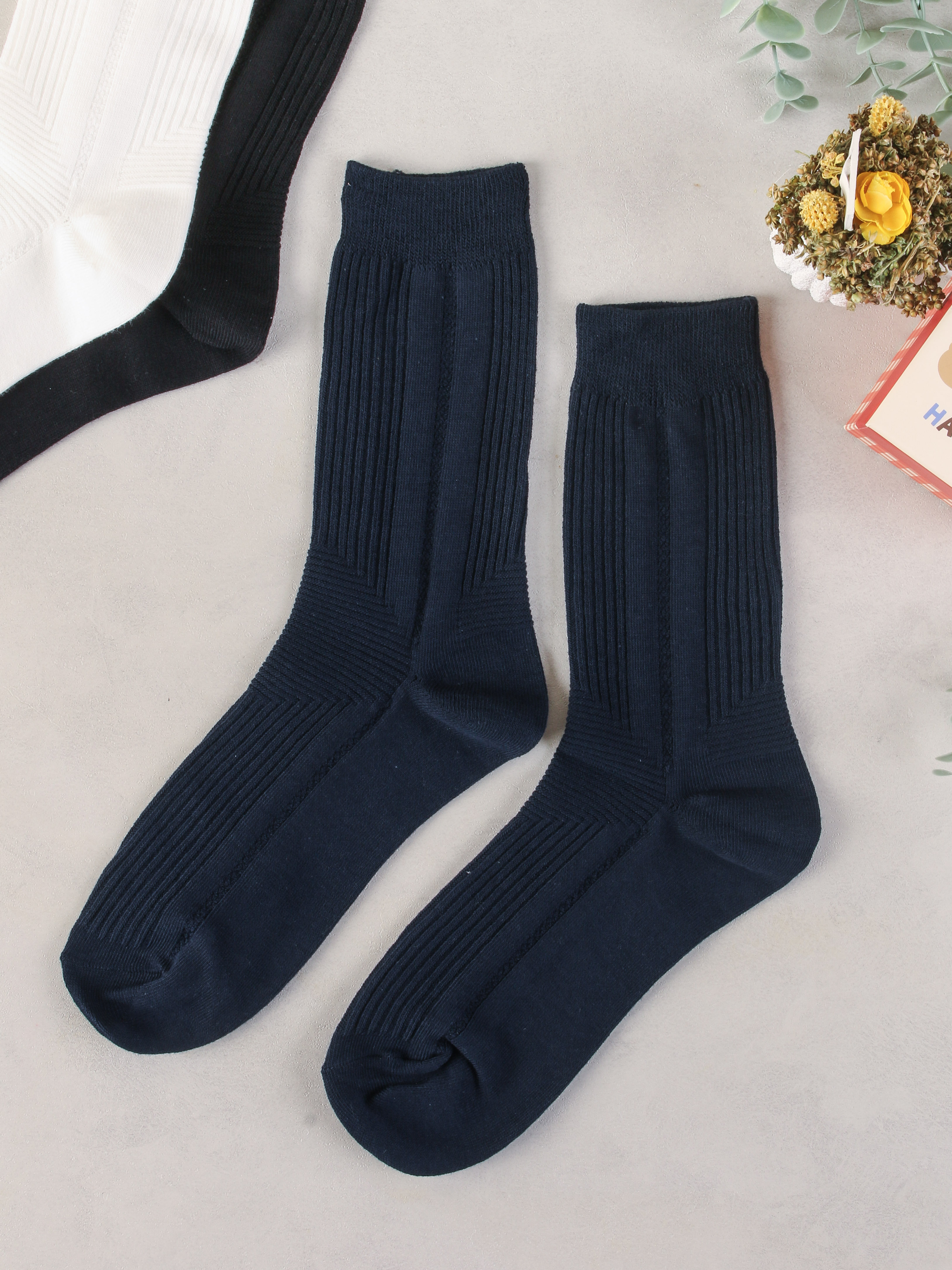 DAISO High-class gentleman's right-angle socks