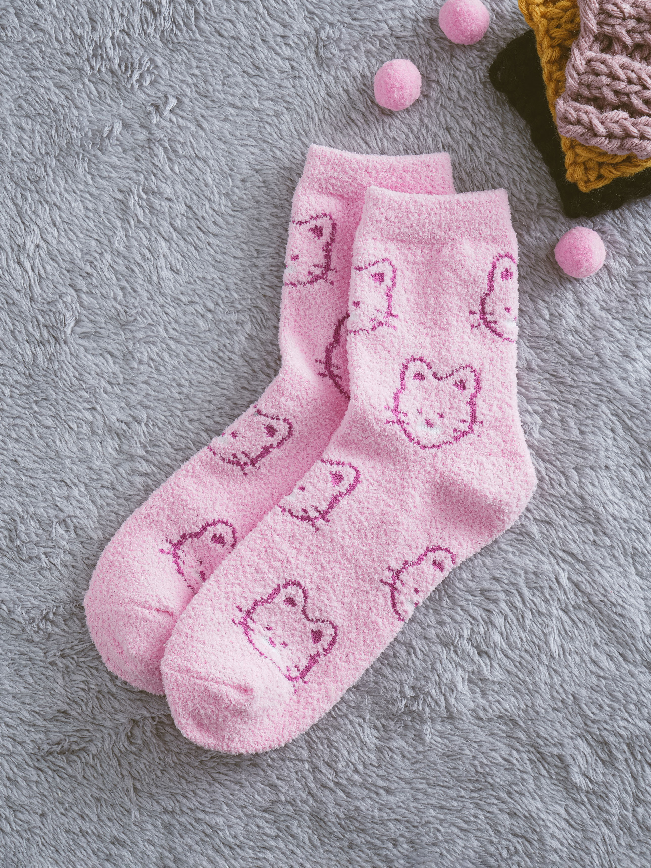 DAISO Animal Sleep Socks (Pink)