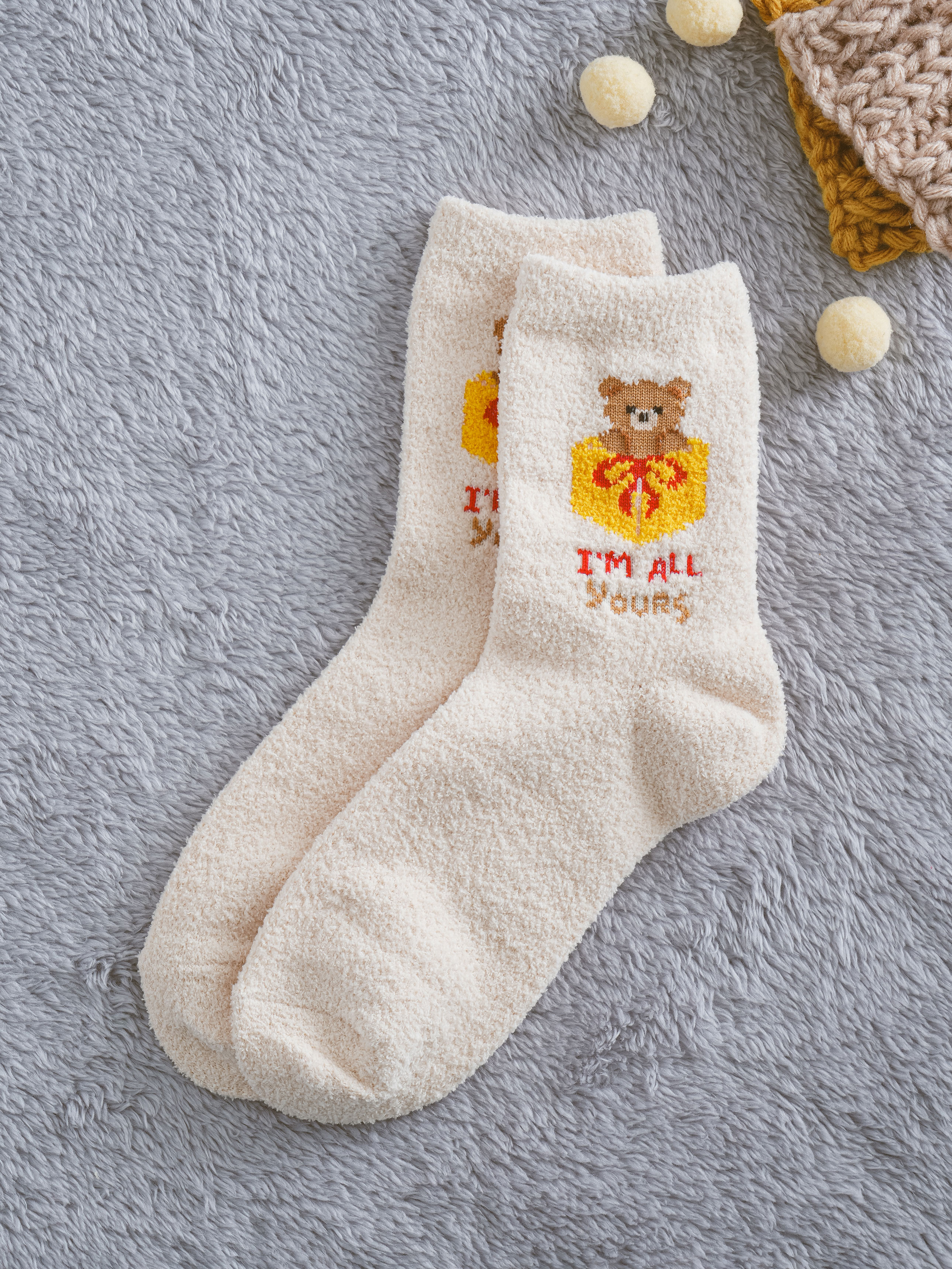 DAISO Point Sleep Socks (Ivory)