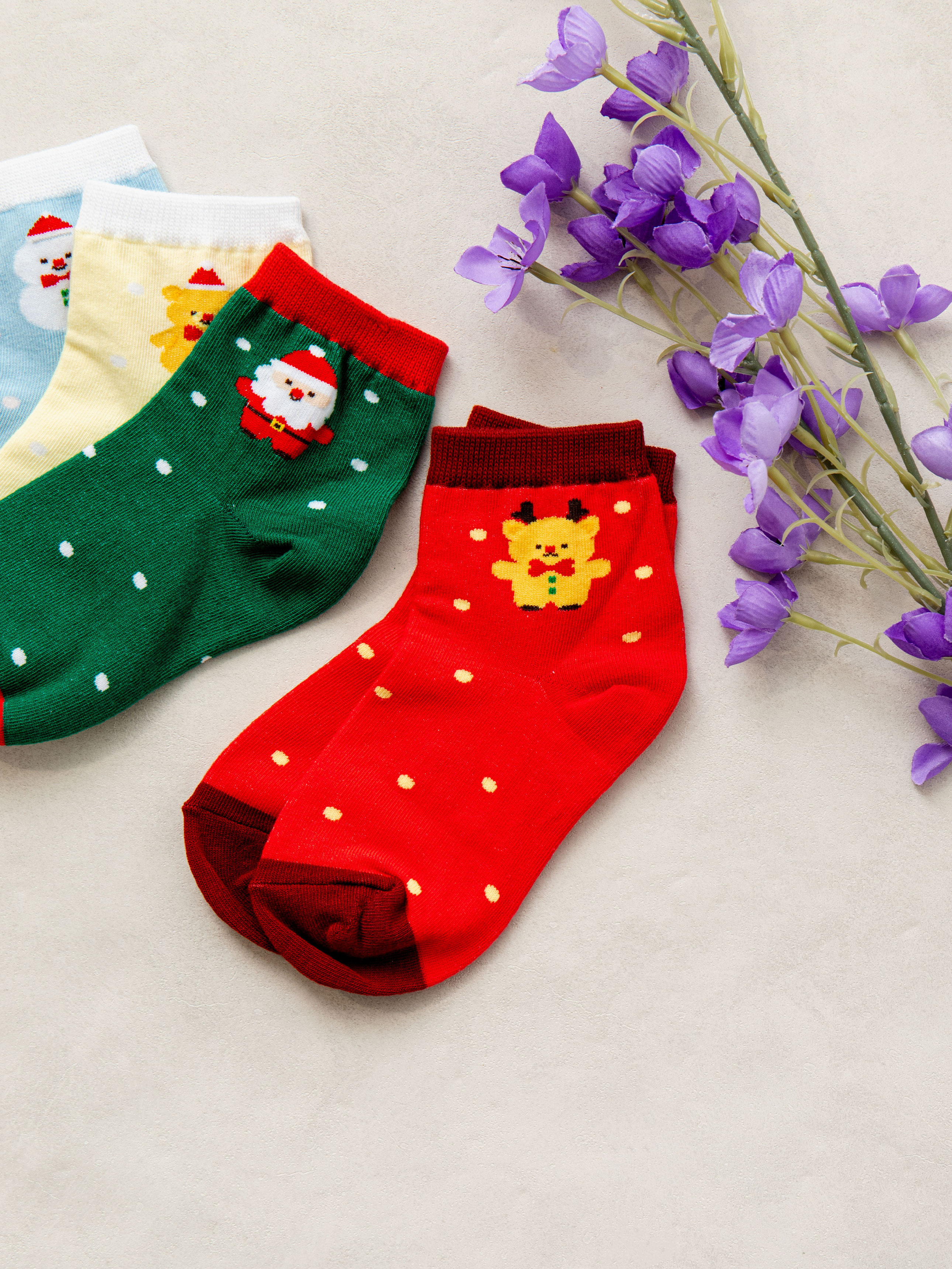 DAISO Christmas Kids Socks (7-9 years old)