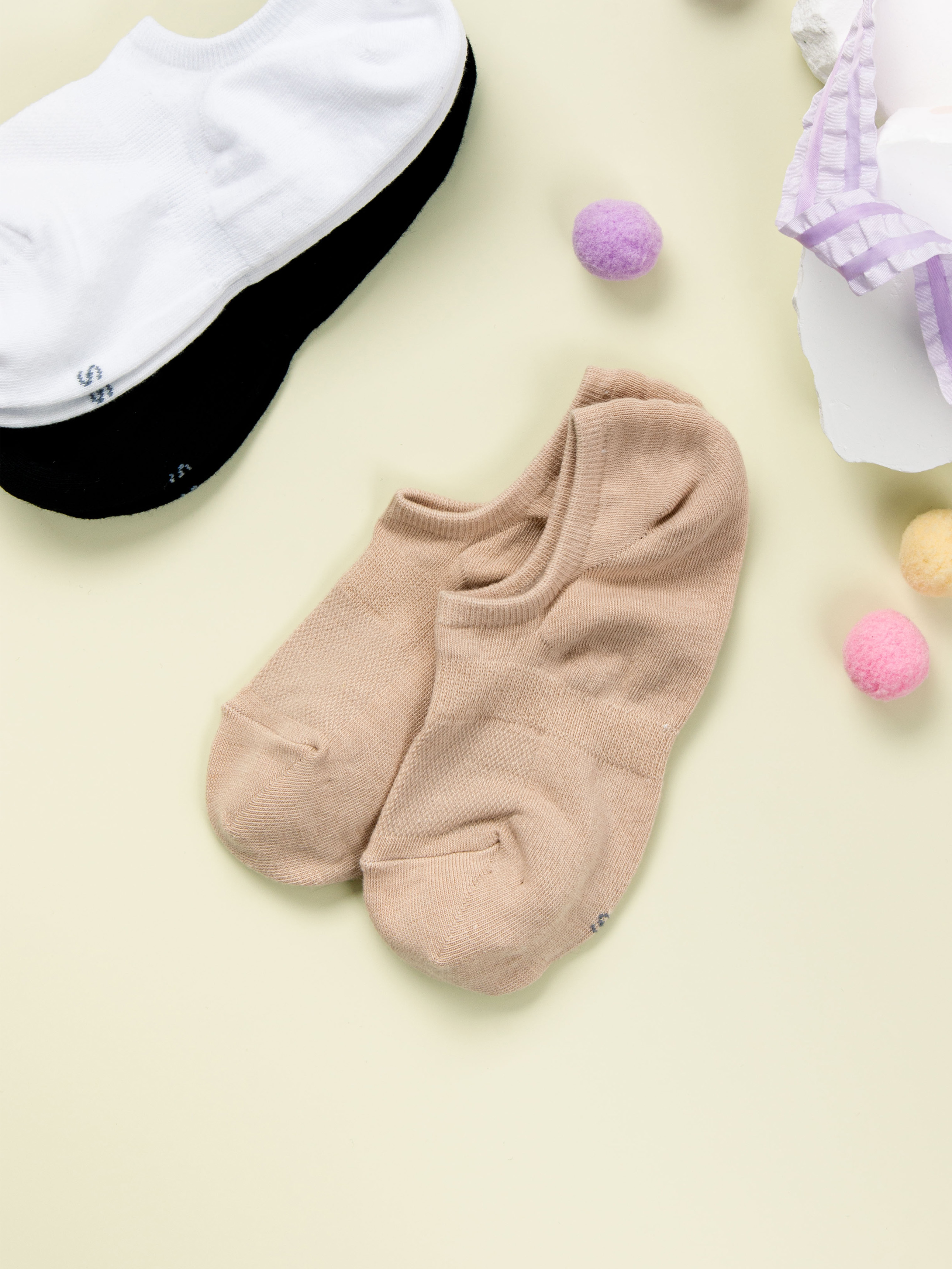 DAISO Women's Front Nose Reinforcement Fake Socks