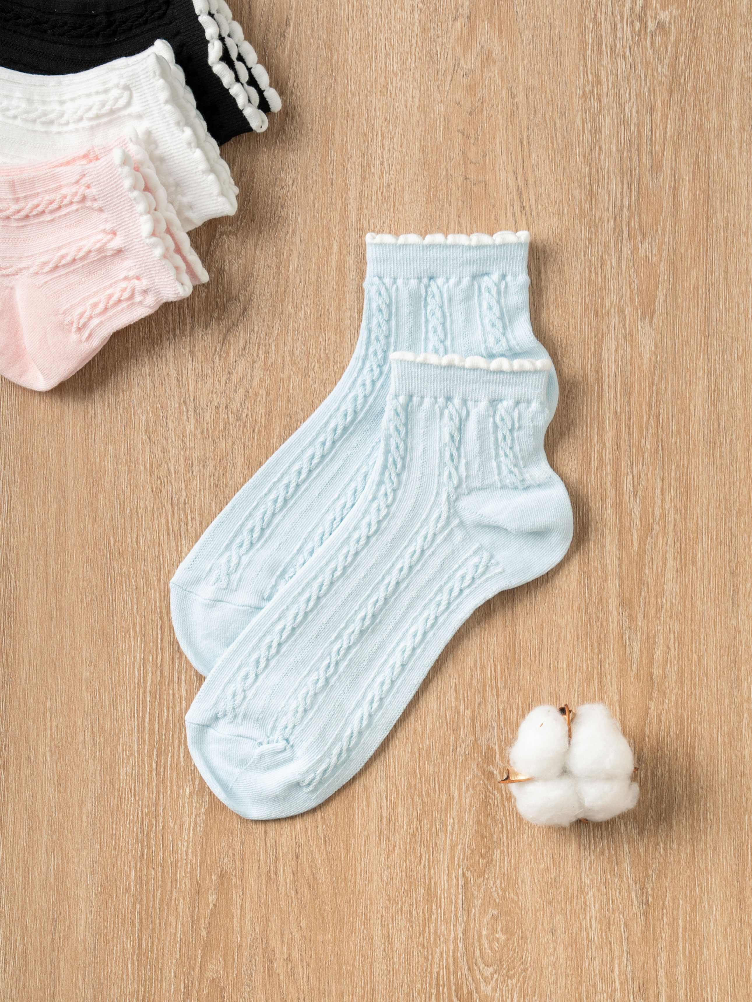 DAISO Women's Short Socks (Waffle)