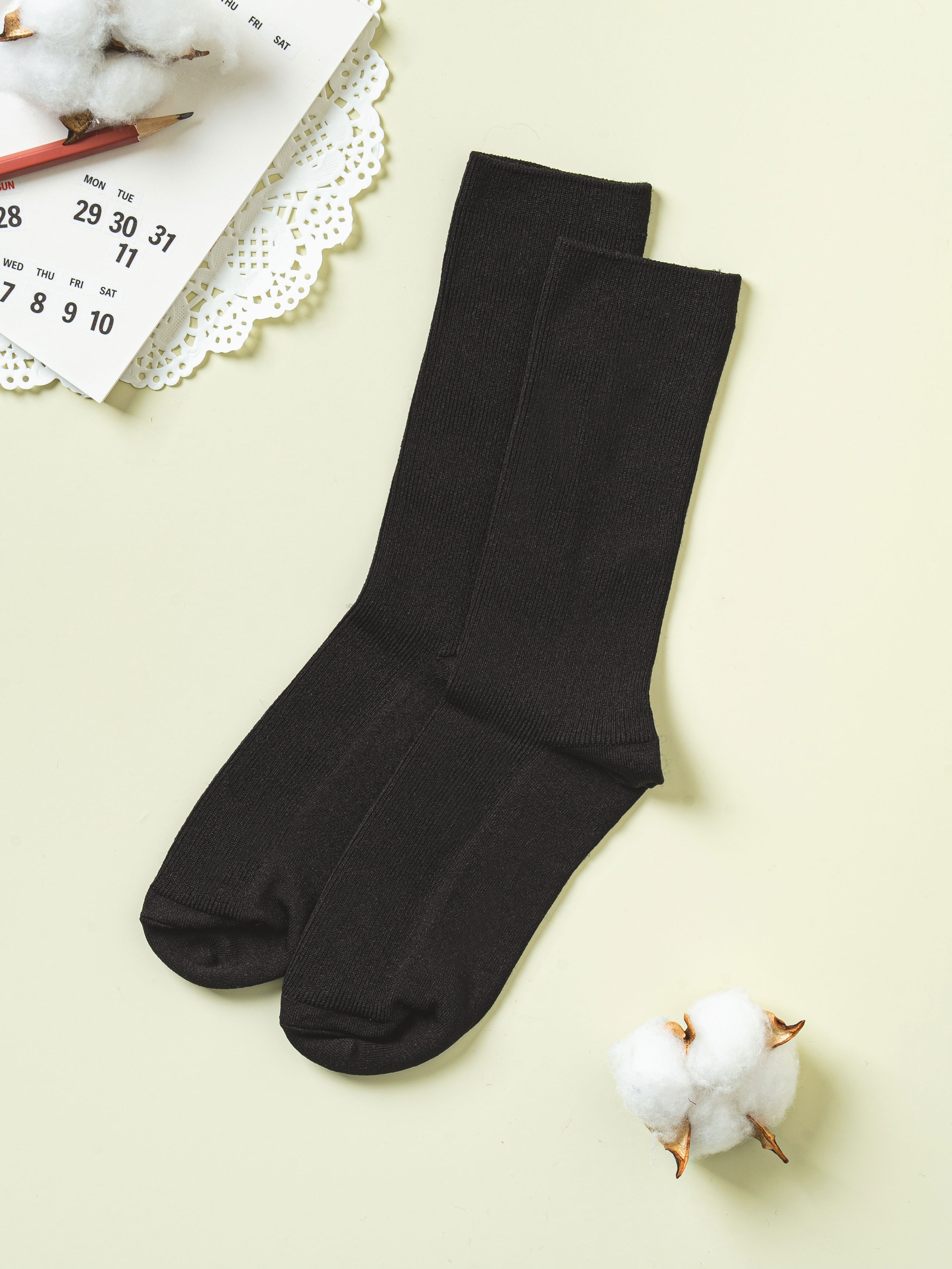 DAISO Women's Soft Stockings (Black)